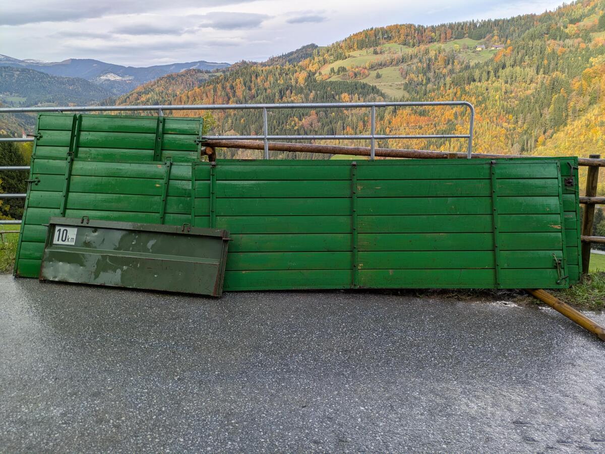 Schicht Bergmiststreuer 2