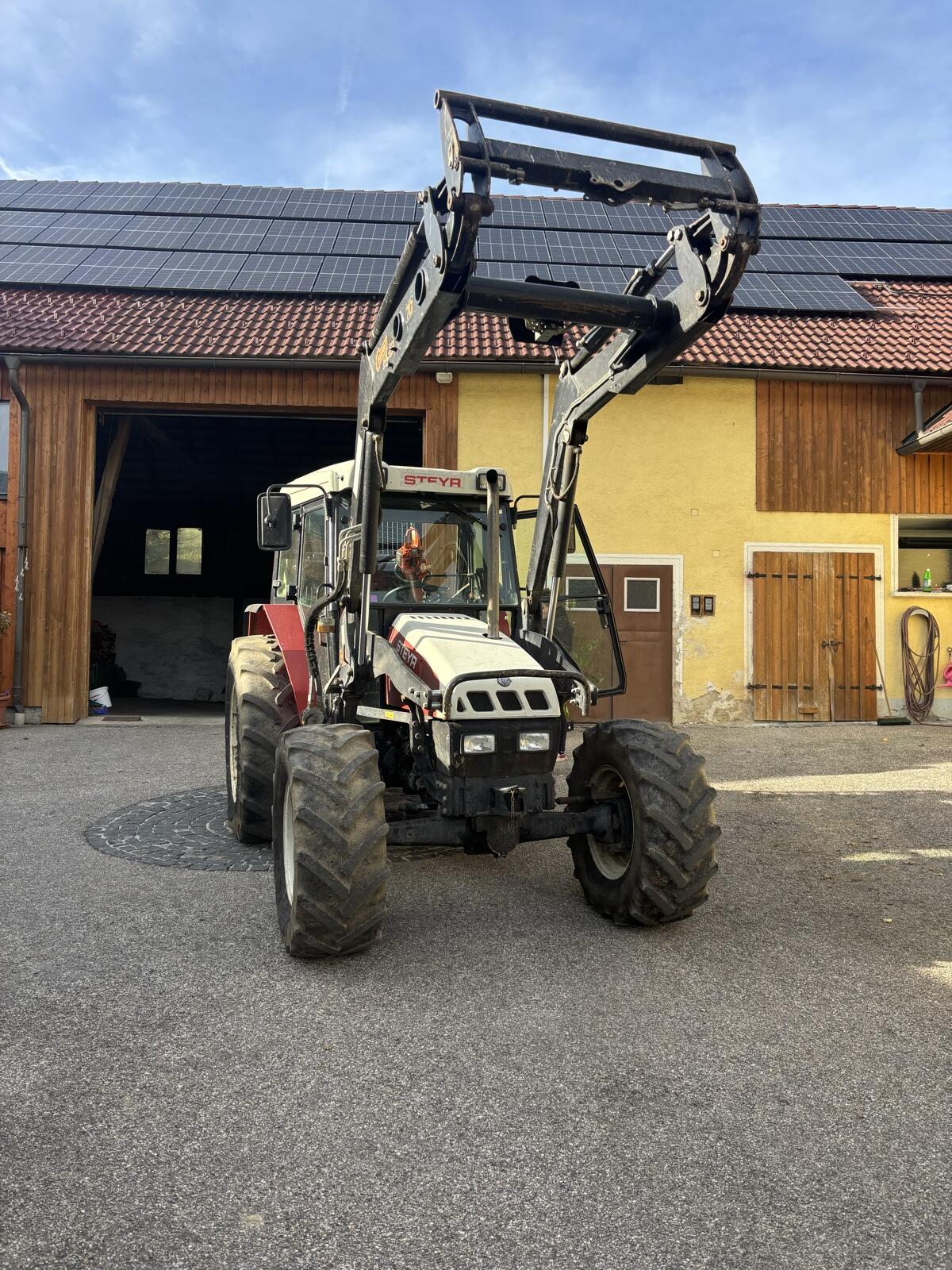 Steyr 968 mit Hauer Frontlader 1