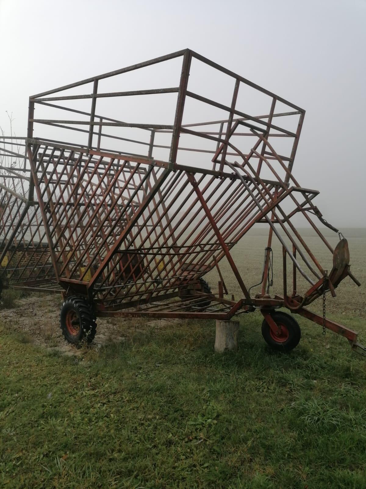 Kleinballenanhänger 2