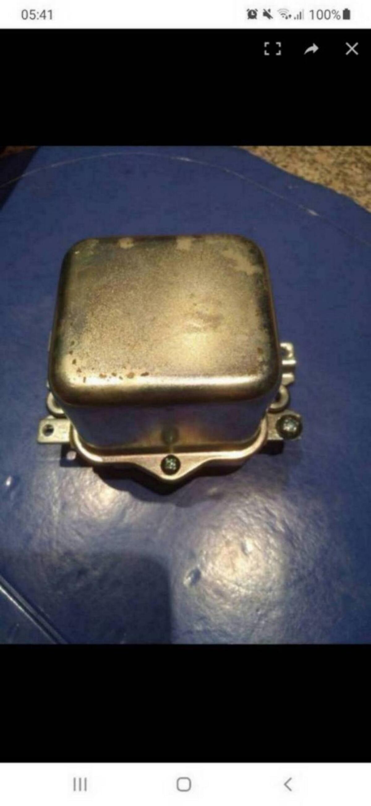 Lichtmaschinenregler 1