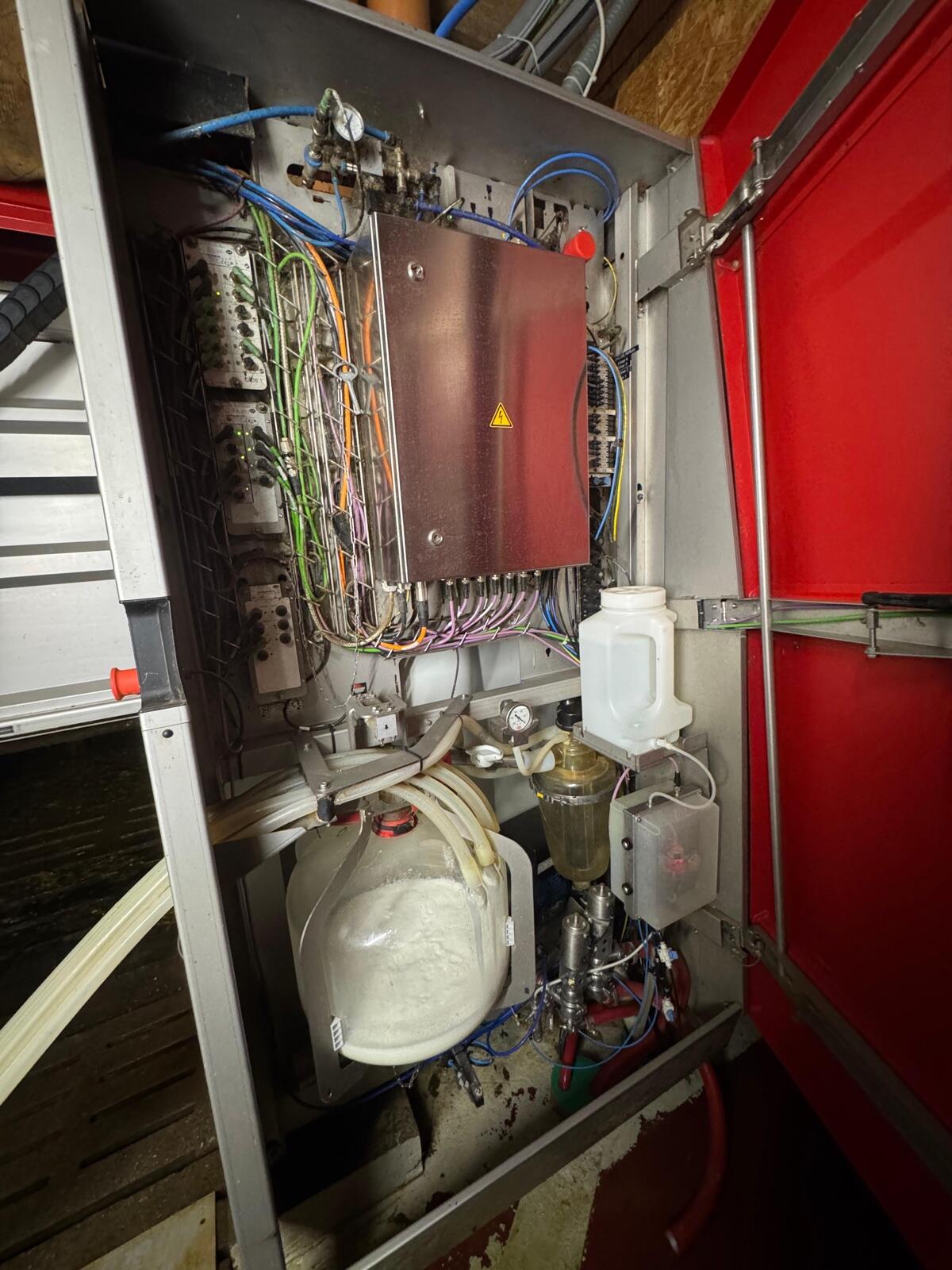 Zwei Lely Astronaut A5 Melkroboter 3