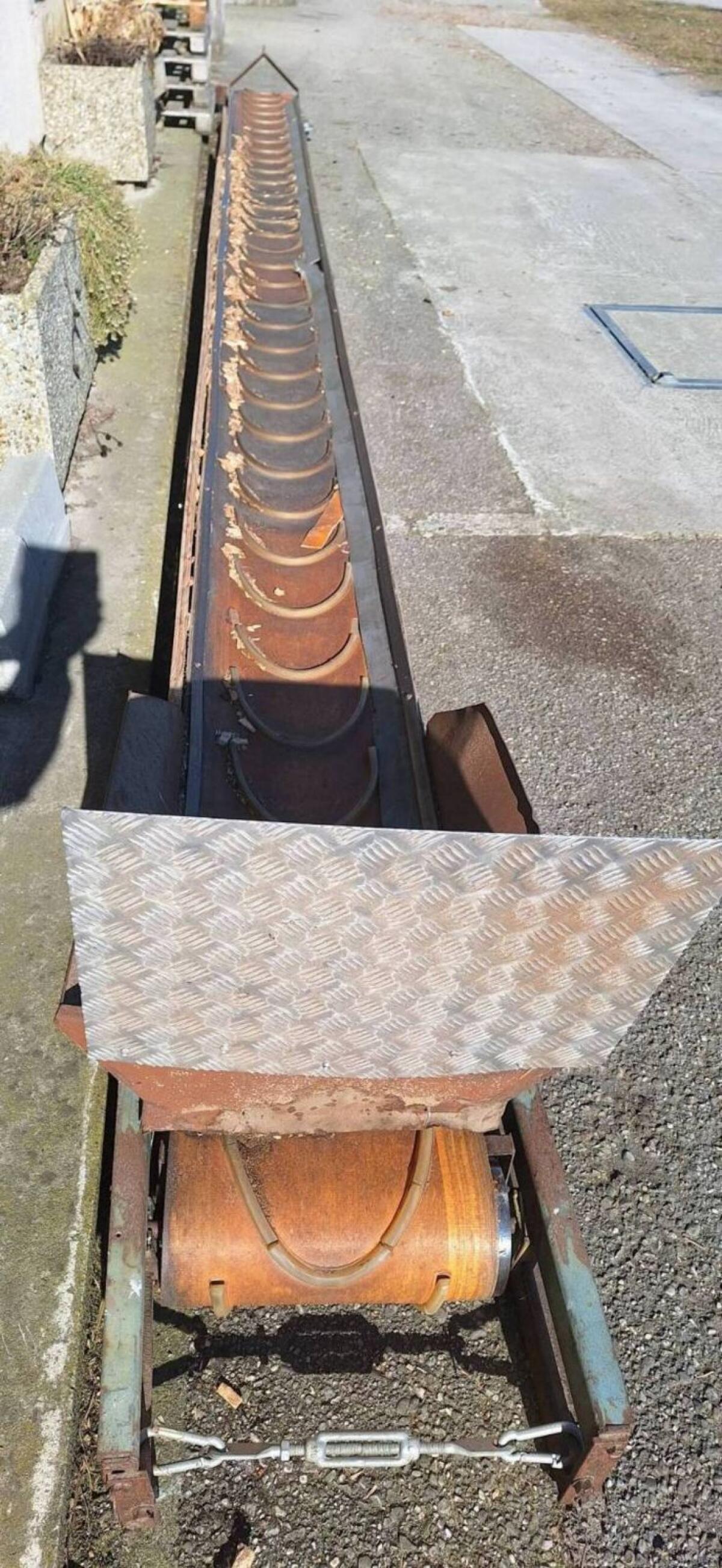 Verkaufe Förderband 8 m 3