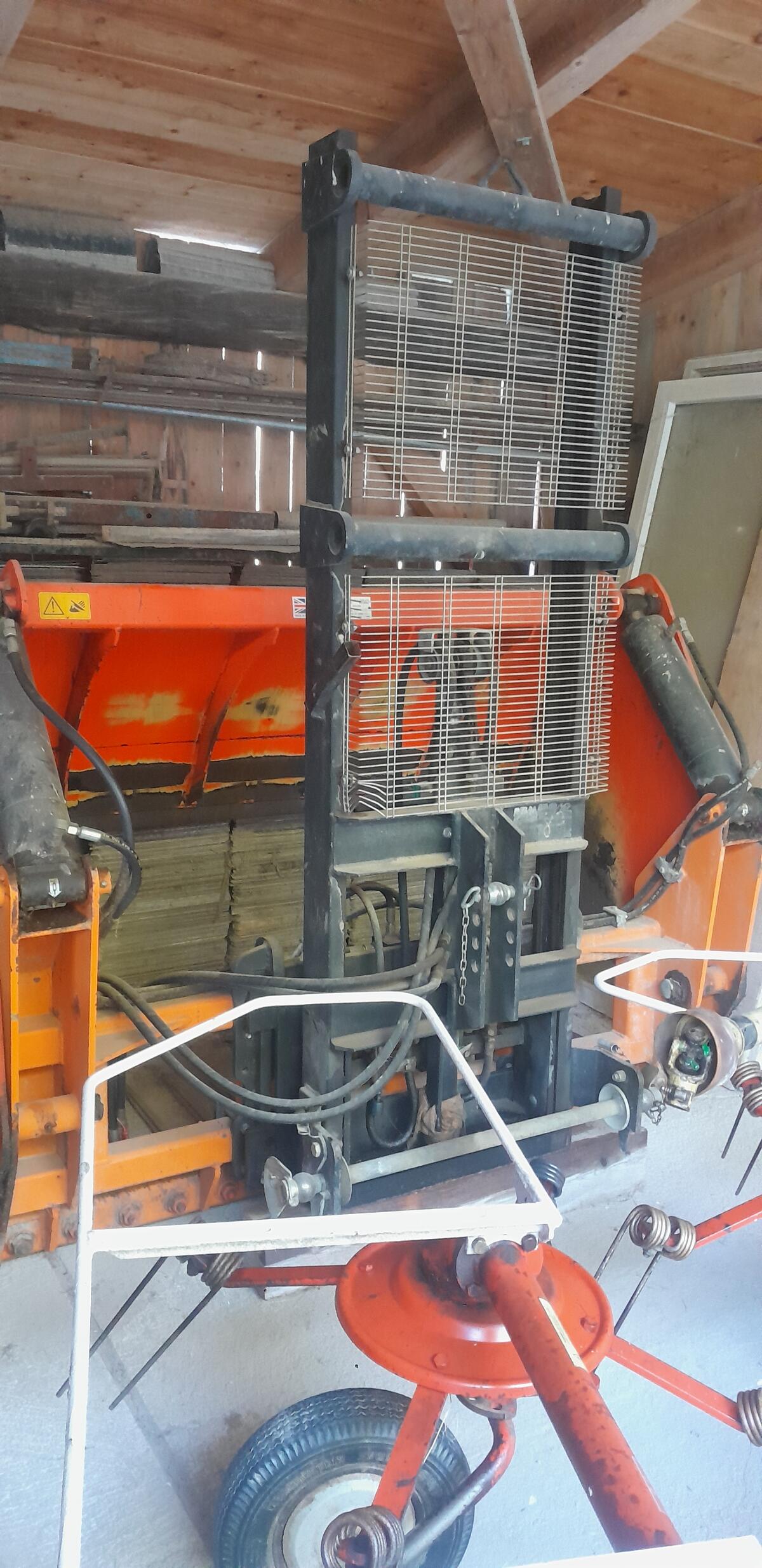 Silozange inkl. Hubgerüst Parmiter SGP 300 1