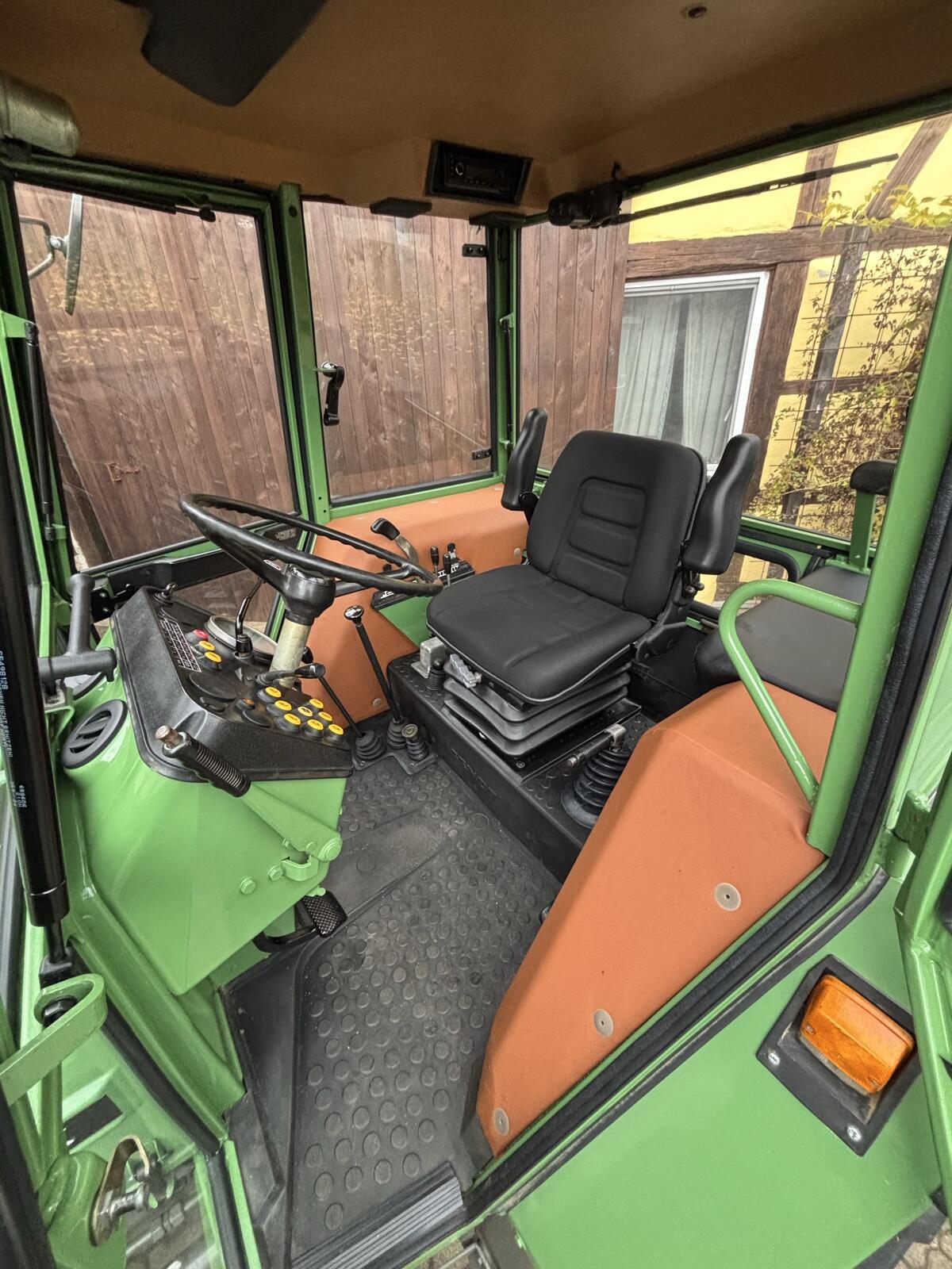 Fendt Farmer 305 LS 3