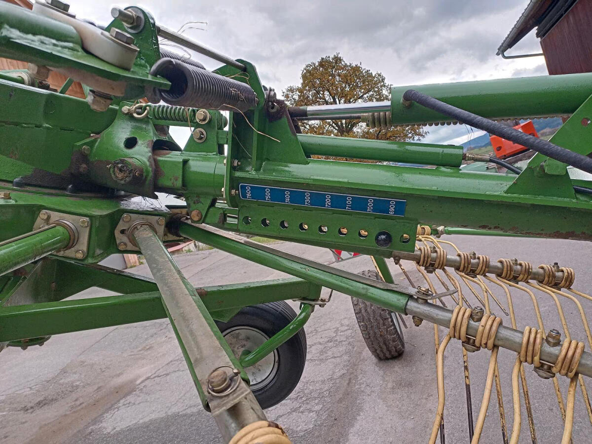 Krone Mittelschwader Swadro 761 3