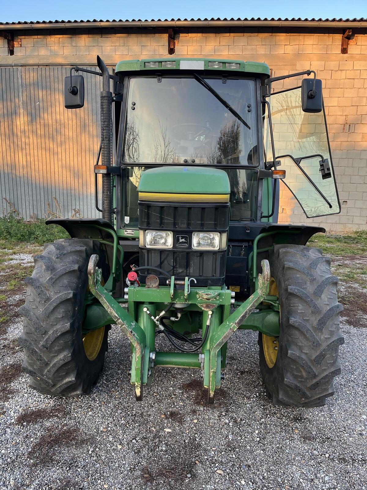 John Deere 6100 2