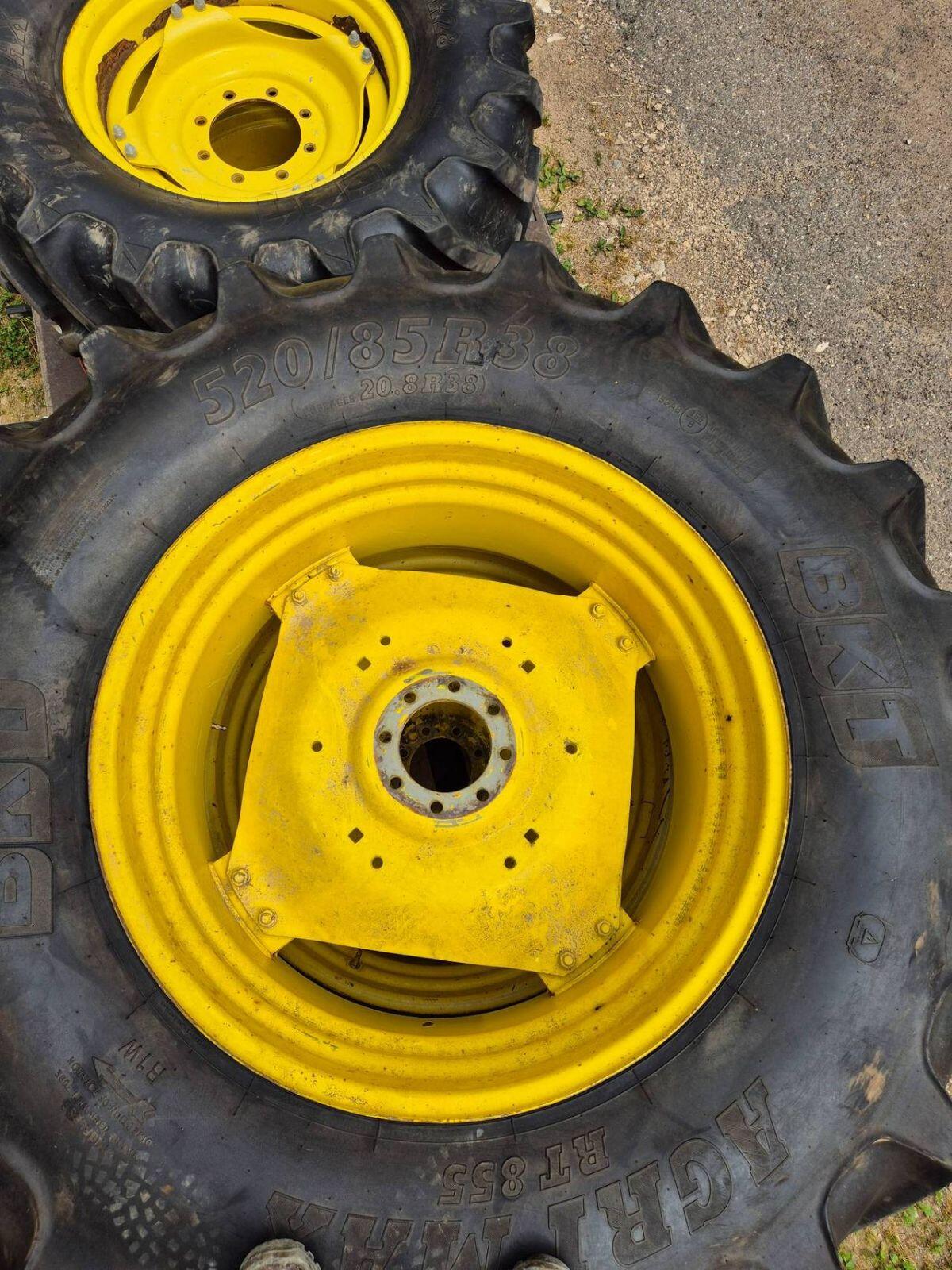 Radsatz komplett John Deere 6120M 3