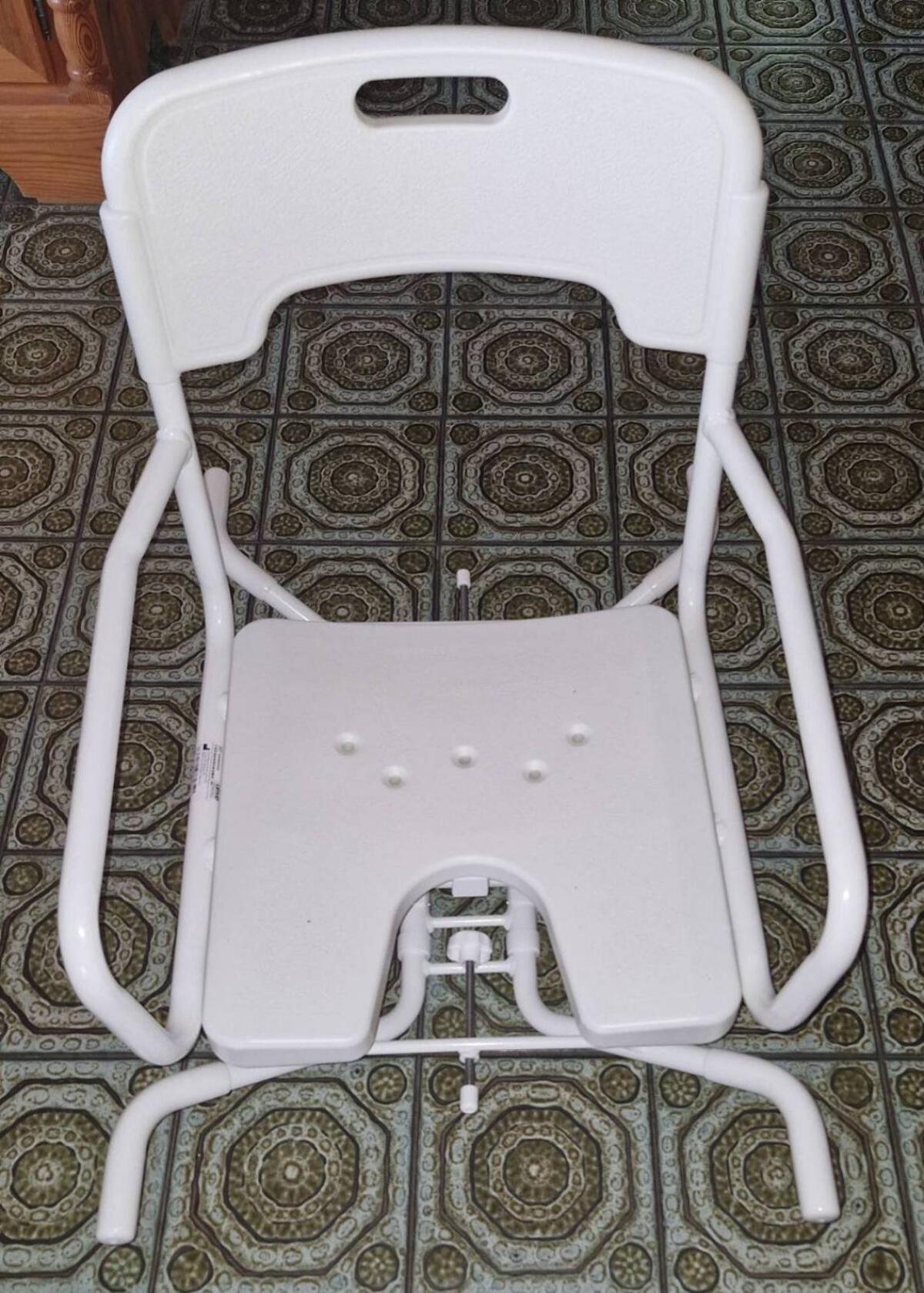 Badewannenstuhl, Badewannensitz 1