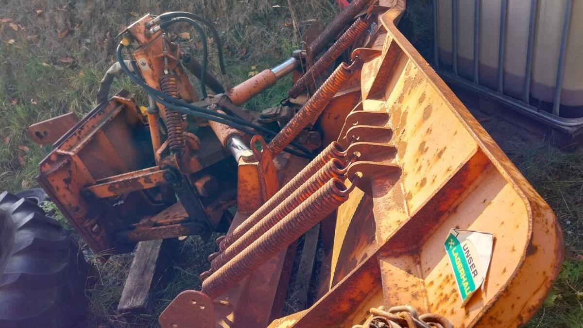 Verkaufe Schneepflug 3