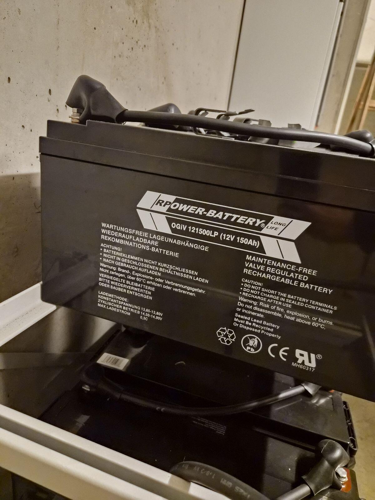 Batterien 12 V 150 Ah 2