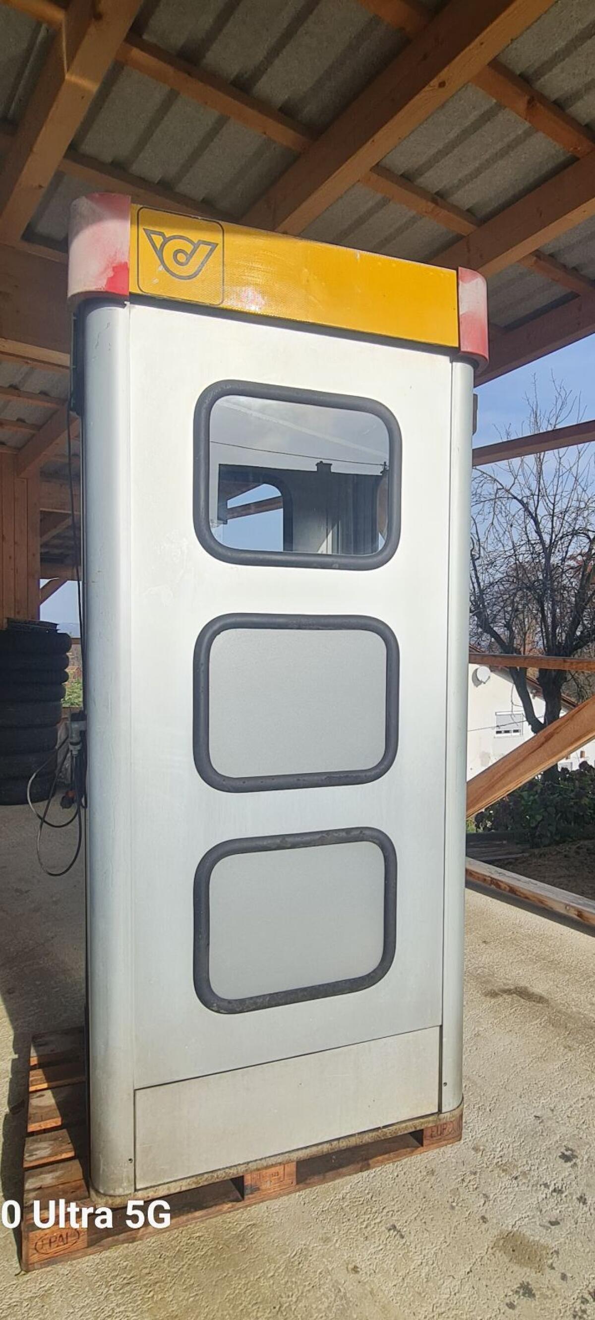 Telefonzelle umgebaut 2