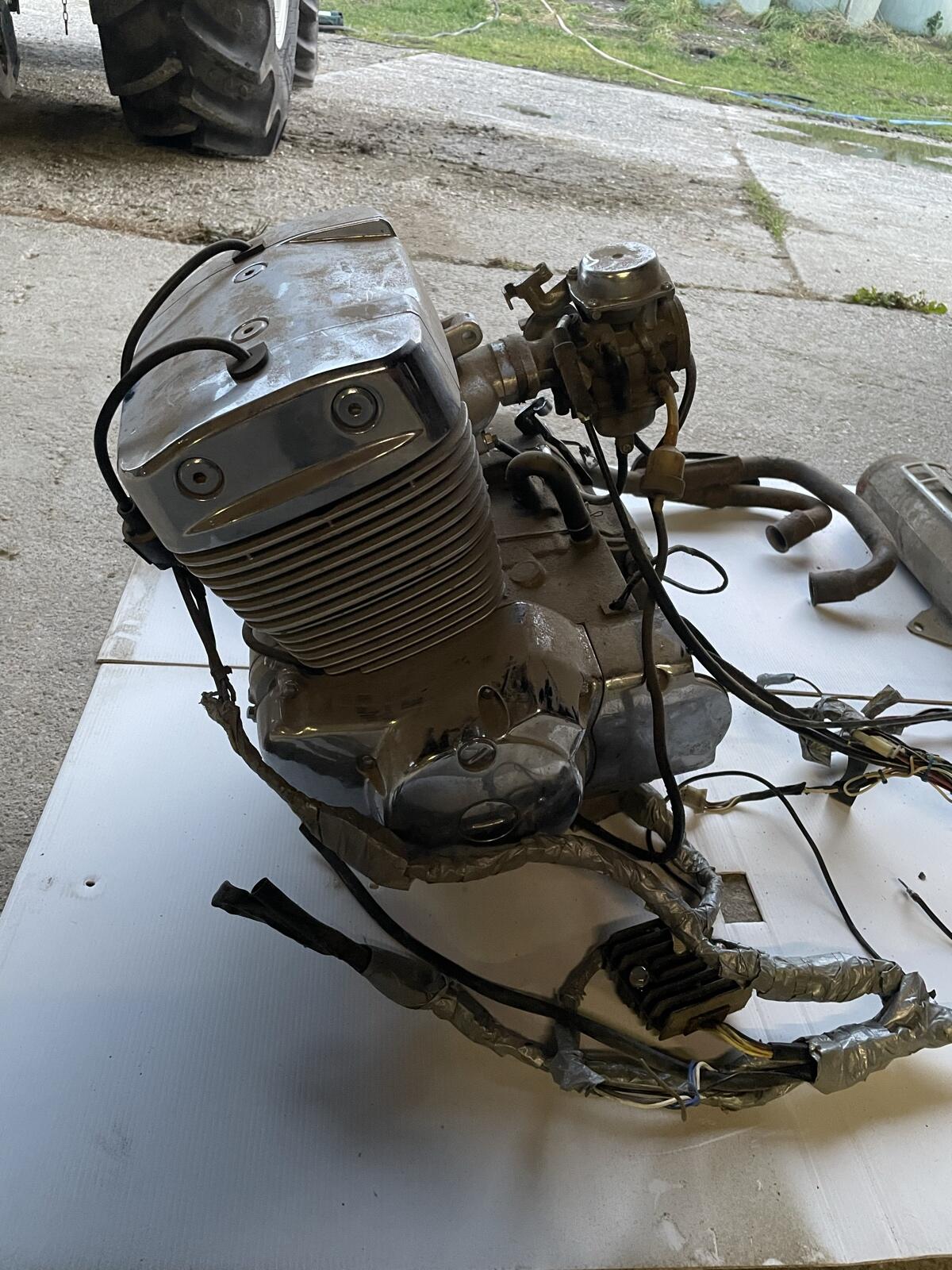 Verkaufe Barossa 2-Zylinder Motor 3