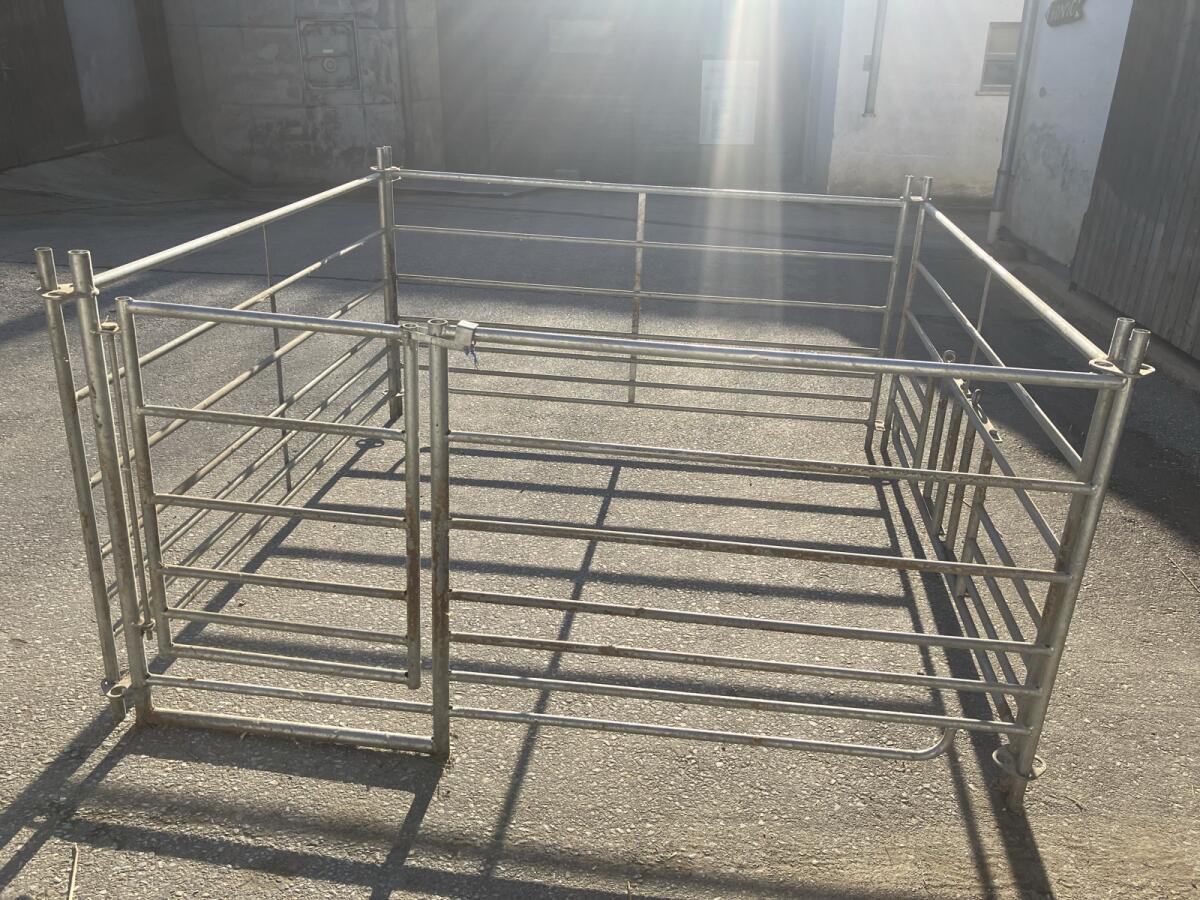 Weidetränke und Steckfixhorde mit Lämmerschlupf 2