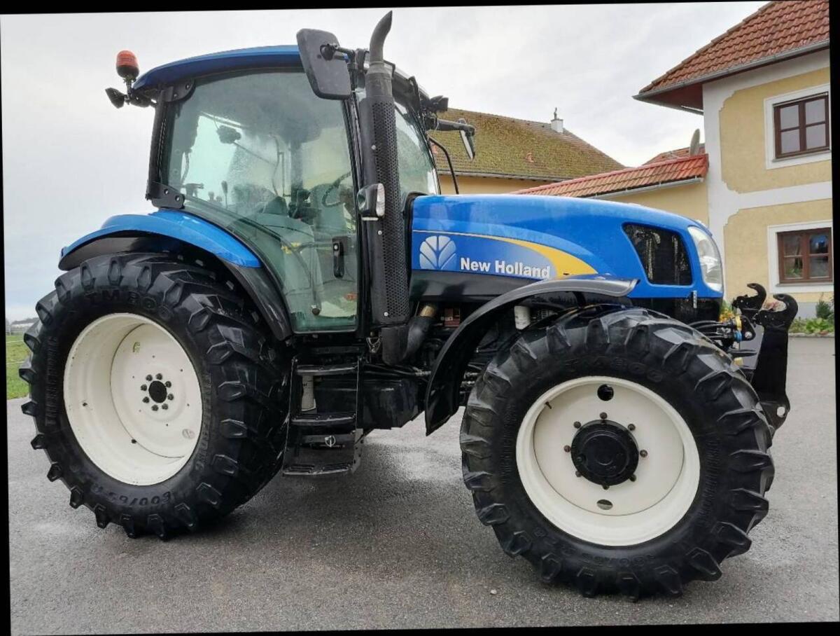 New Holland T6030 3