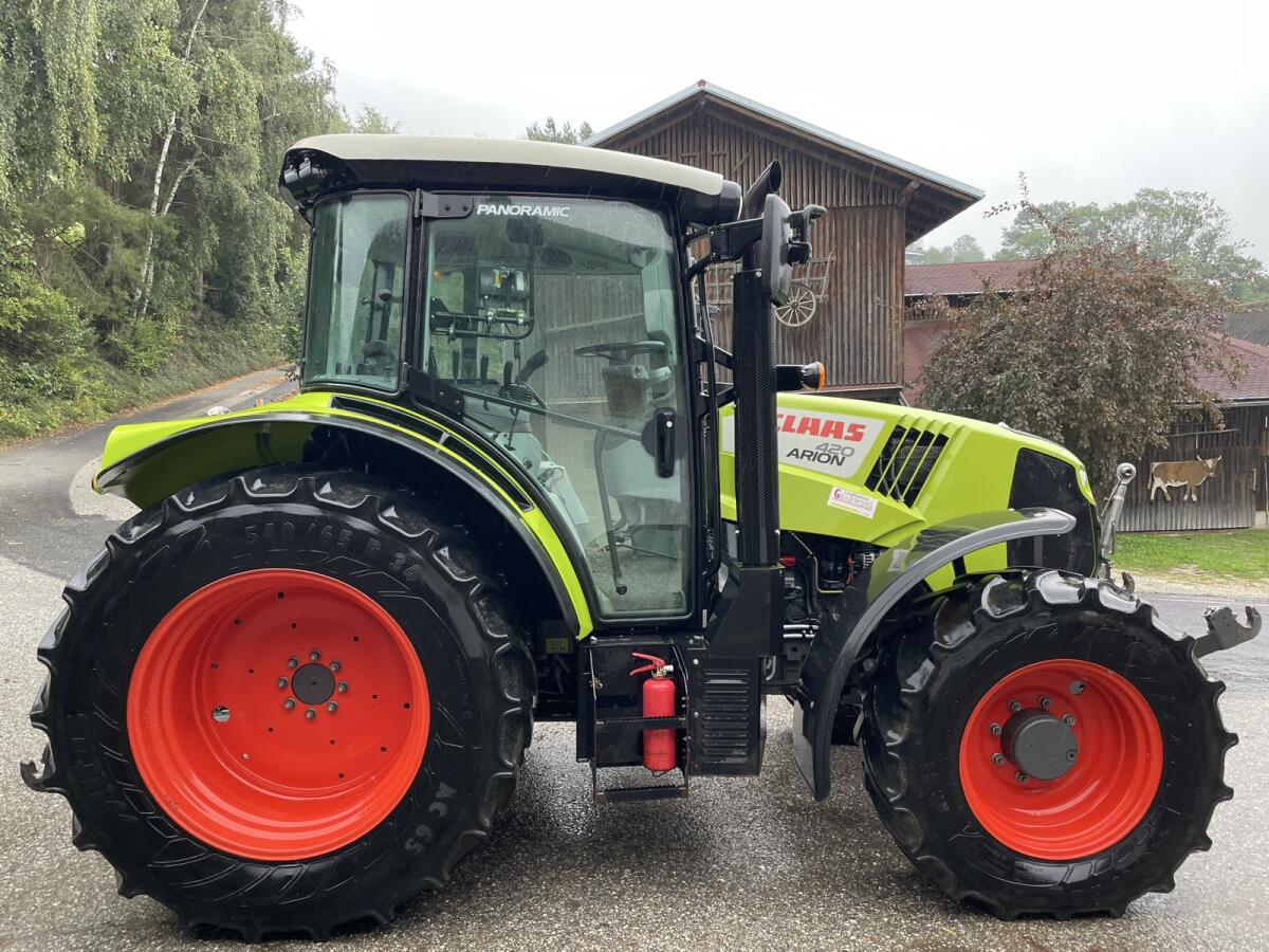 Claas Arion 420 1