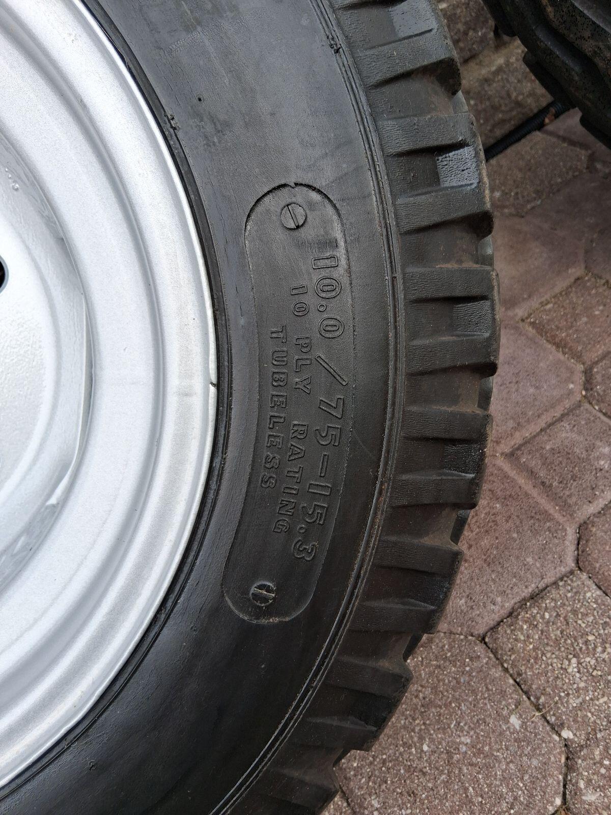 Reifen Kompletträder 10.0/75-15,3 3