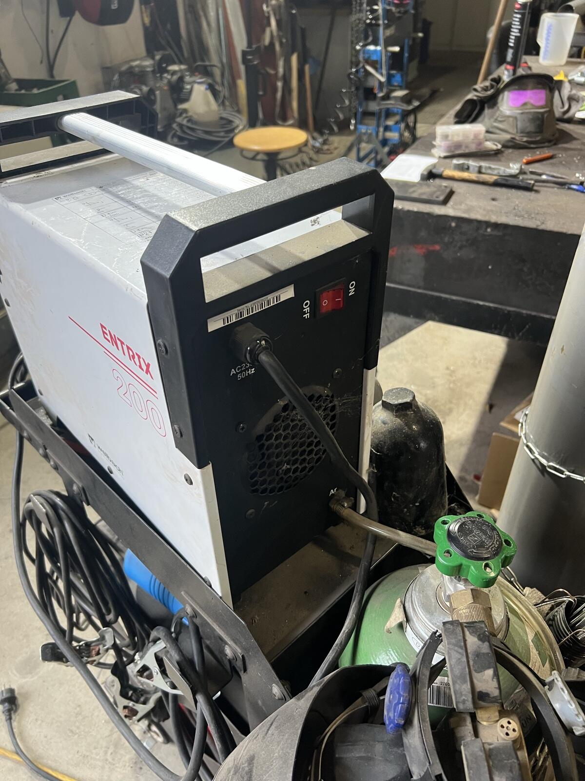 WIG-Schweißgerät Entrix 200 ACDC 2