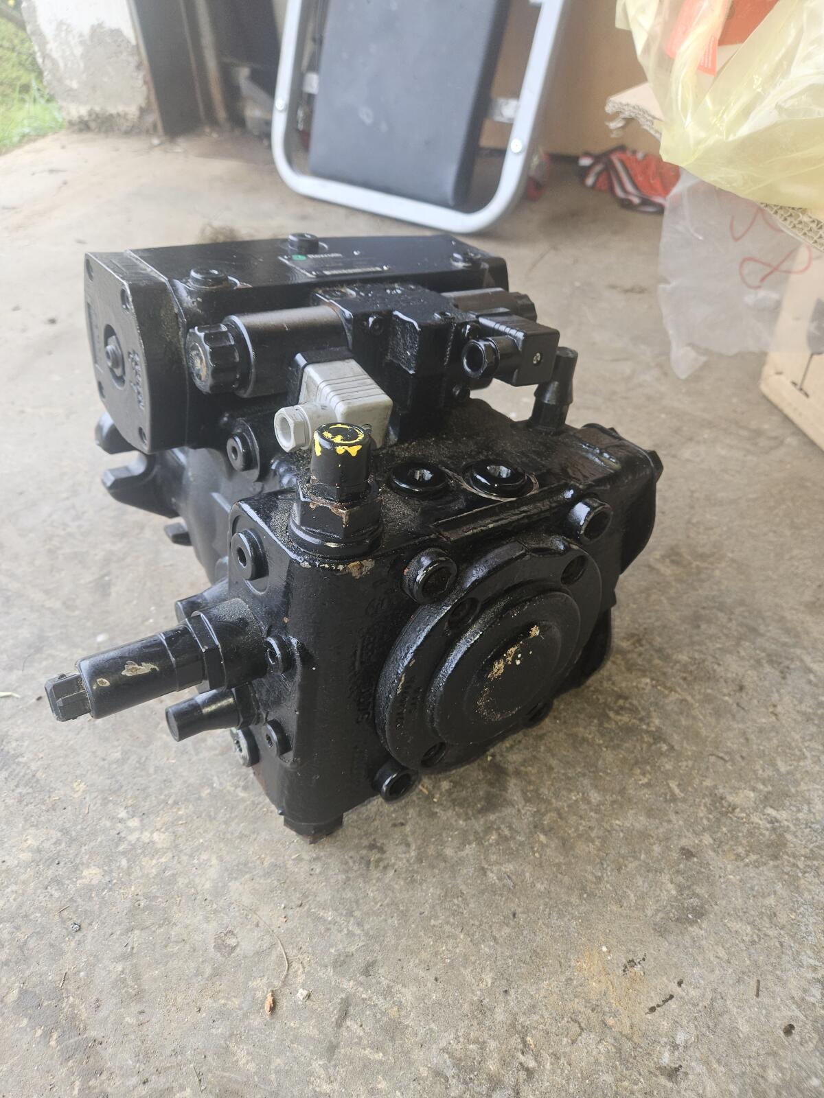 Fahrantriebspumpe Merlo 40.9 3