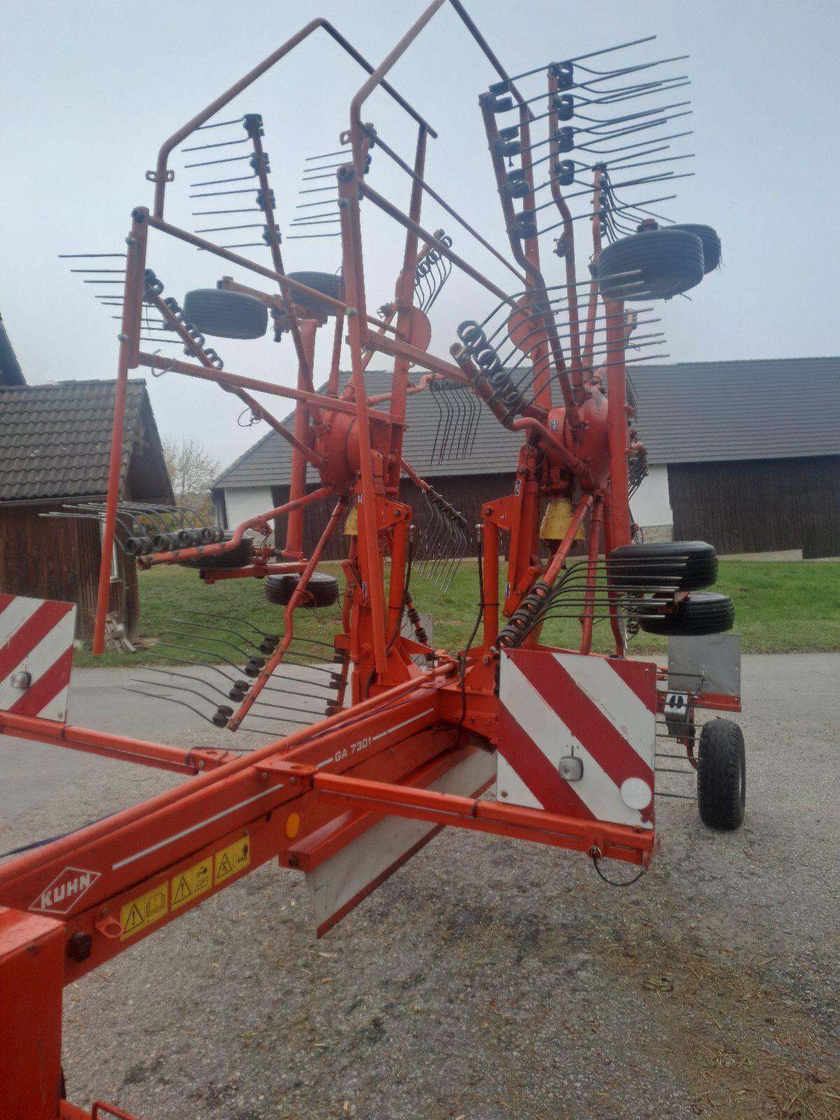 Verkaufe Kuhn Mittelschwader 7301 3