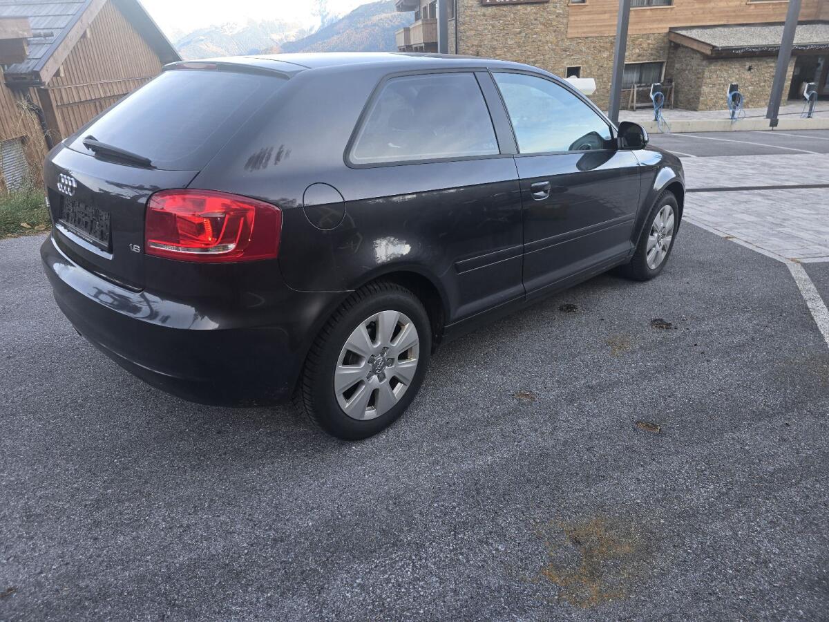 Audi A3 1.6 FSI 3