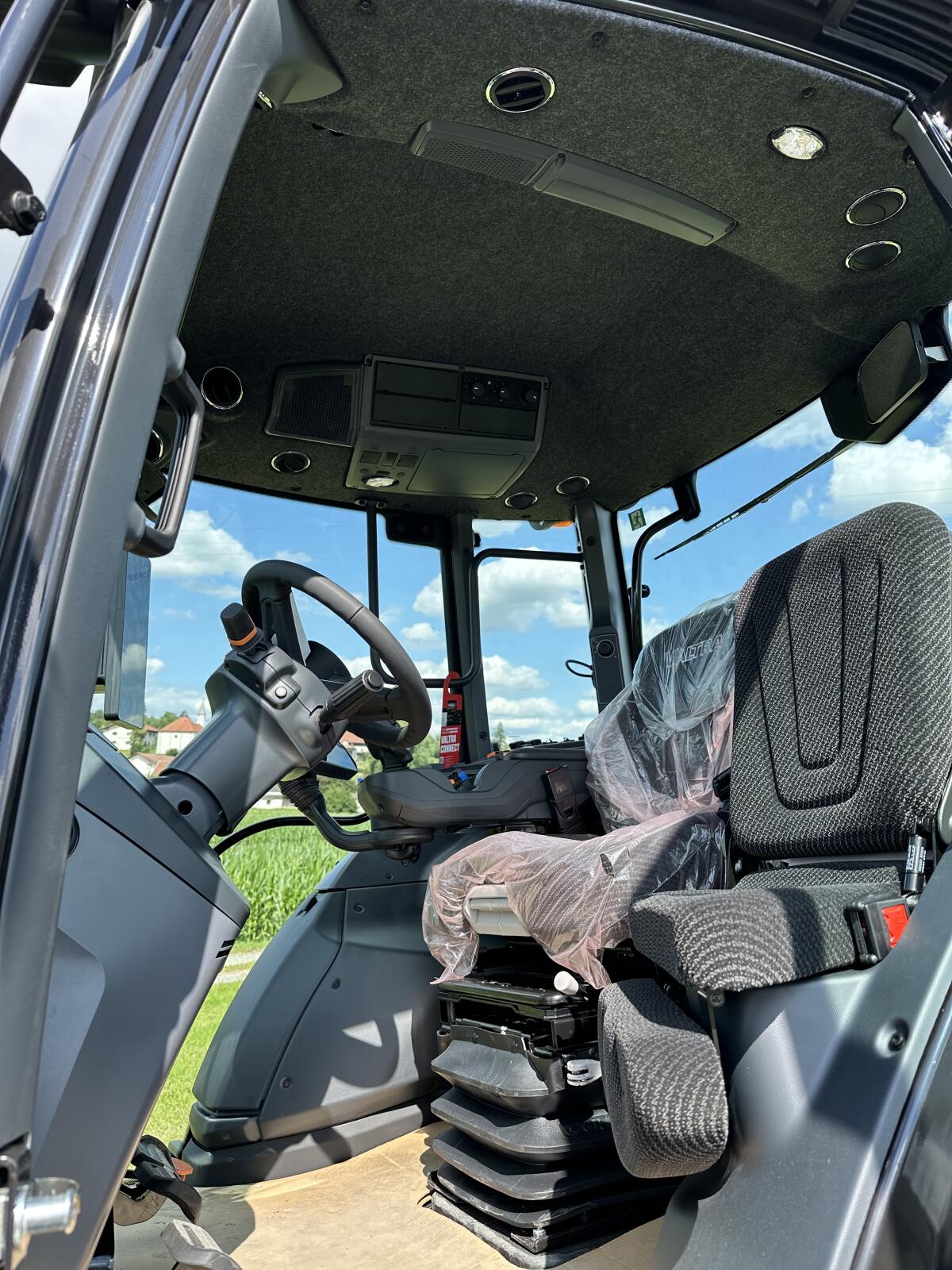 Valtra N175D Neuschlepper 3