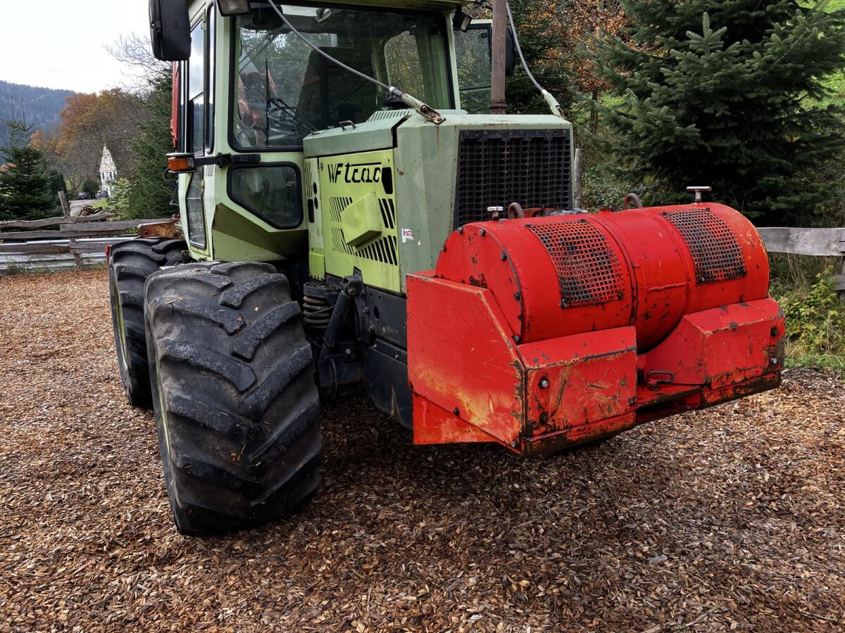 Forstschlepper WF-Track 1100 3