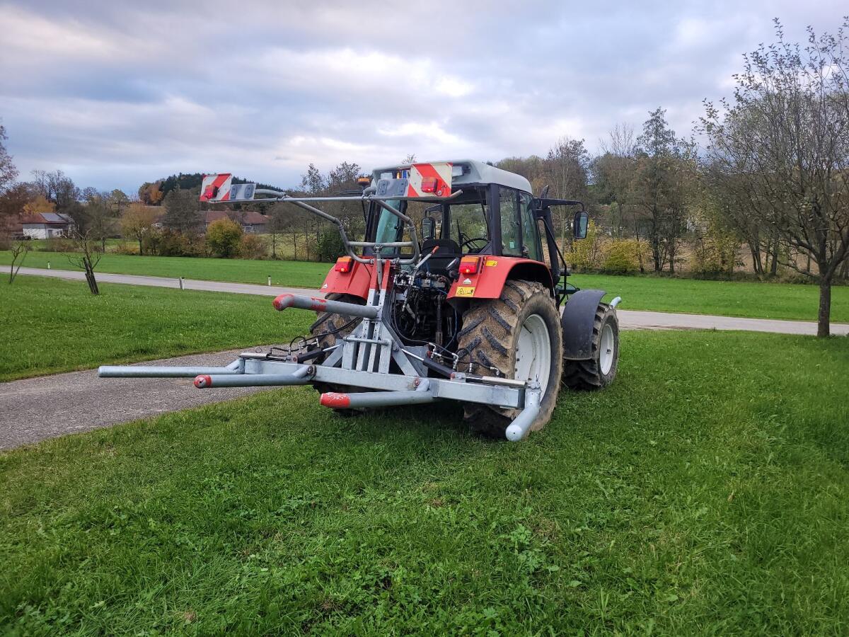 Ballentransportgabel doppelt, Schmetterling 2