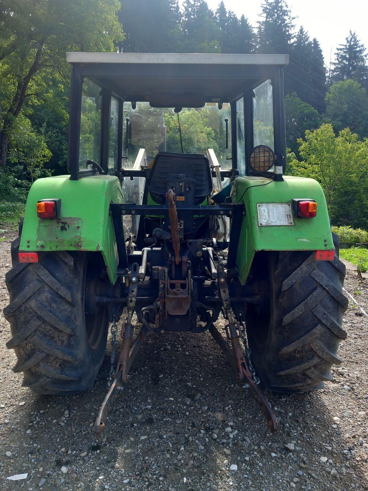 Deutz DX 3.50 mit Frontlader 2