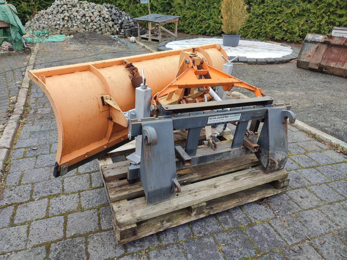 Schneeschiebeschild Multicar 2