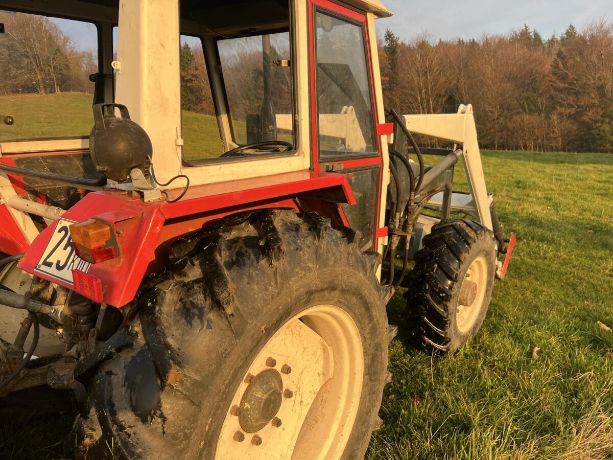 Steyr 8055 Allrad mit Frontlader 3