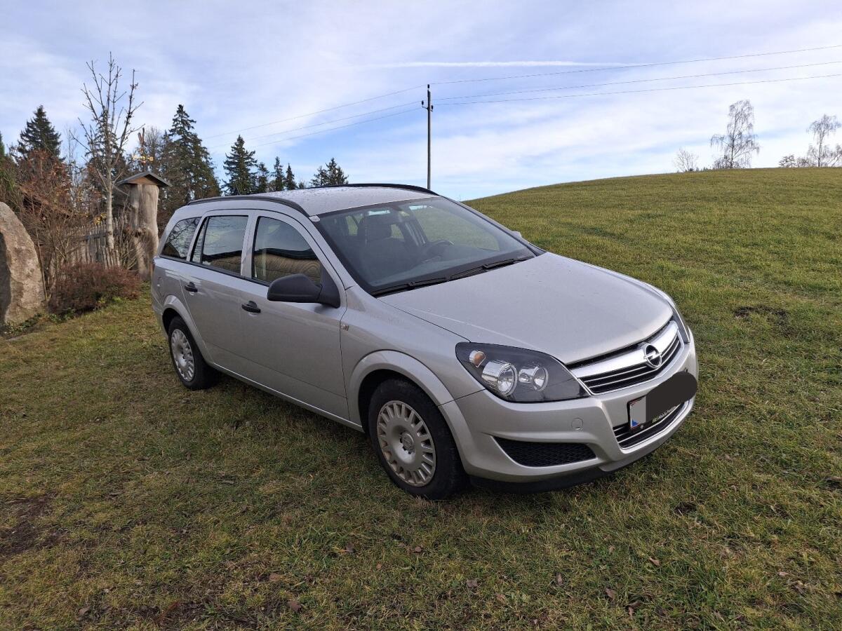 Verkaufe Opel Astra Kombi 1