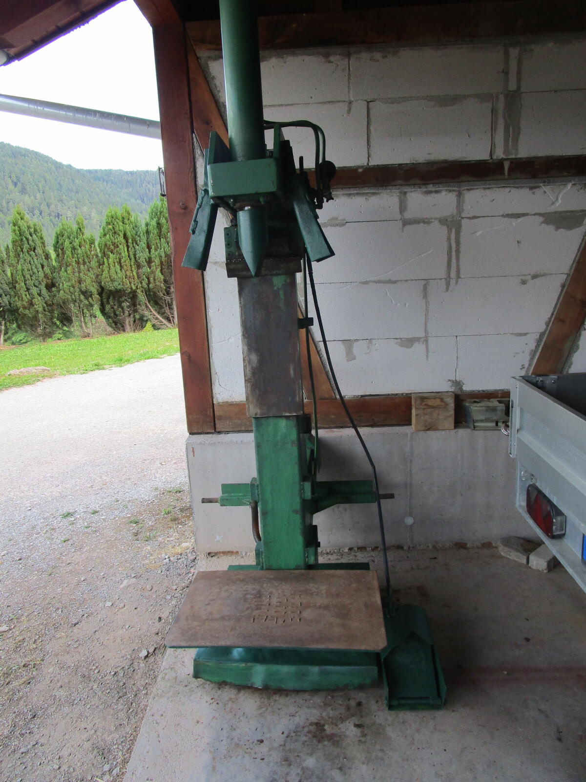 Holzspalter hydr. 9 Tonnen 3