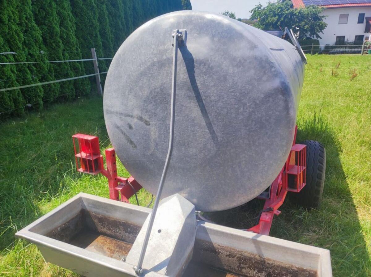 4.000 l Wassertank mit Anhänger – verzinkt & fahrbereit 3