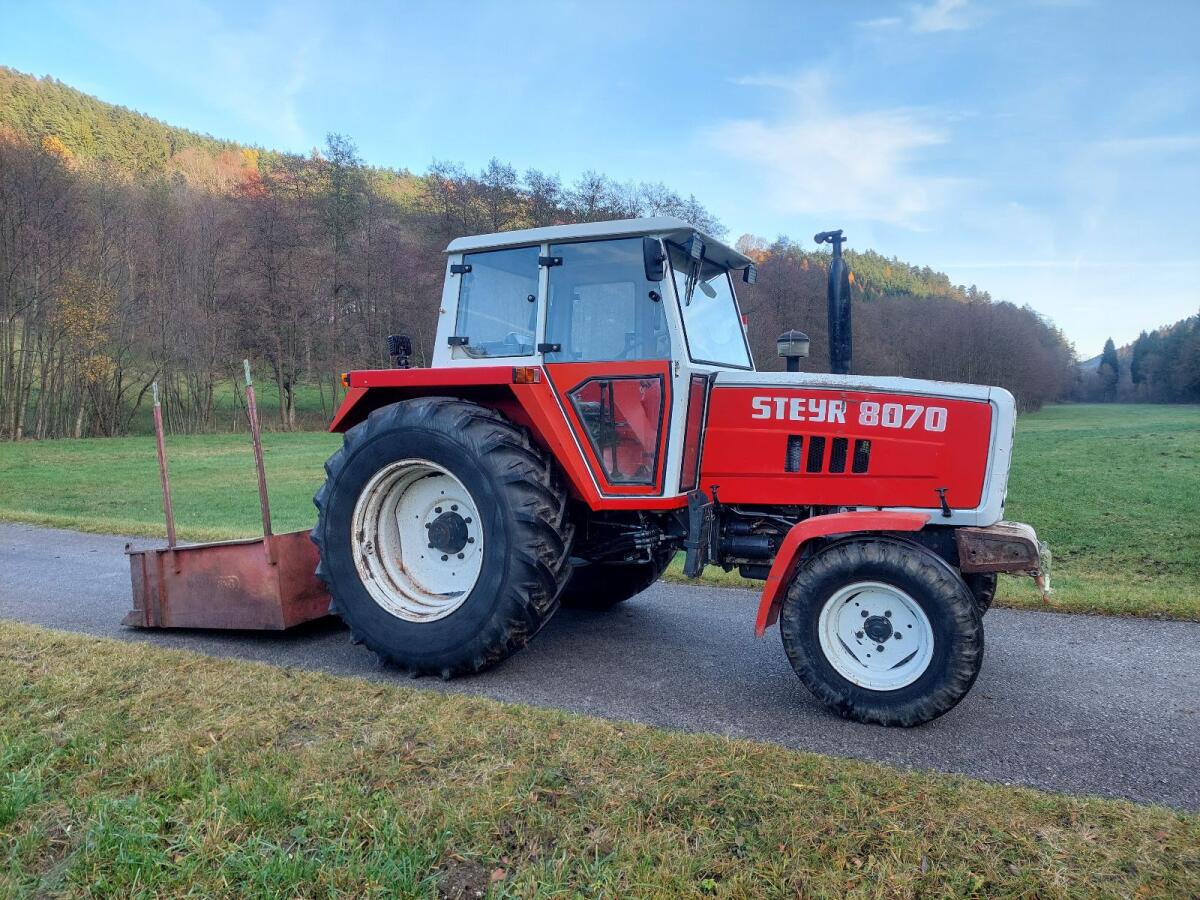 Steyr 8070 1