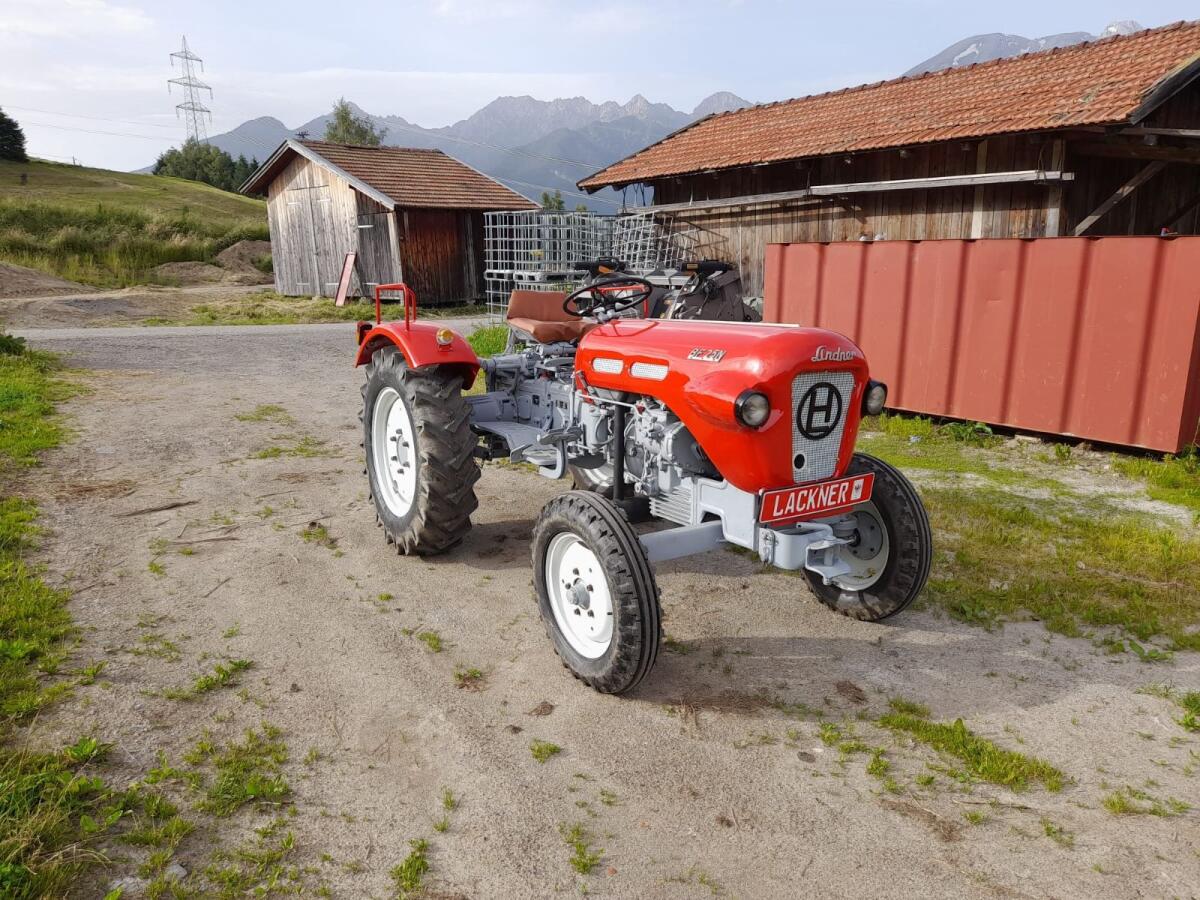 Mehrere landwirtschaftliche Maschinen, Lindner BF 25N 2