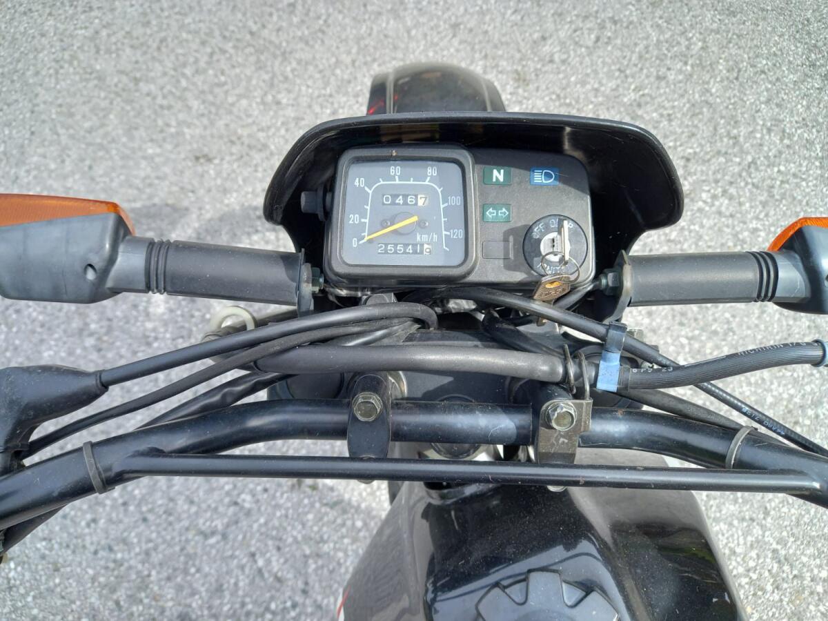 Suzuki DR125, Bj. 1998 2