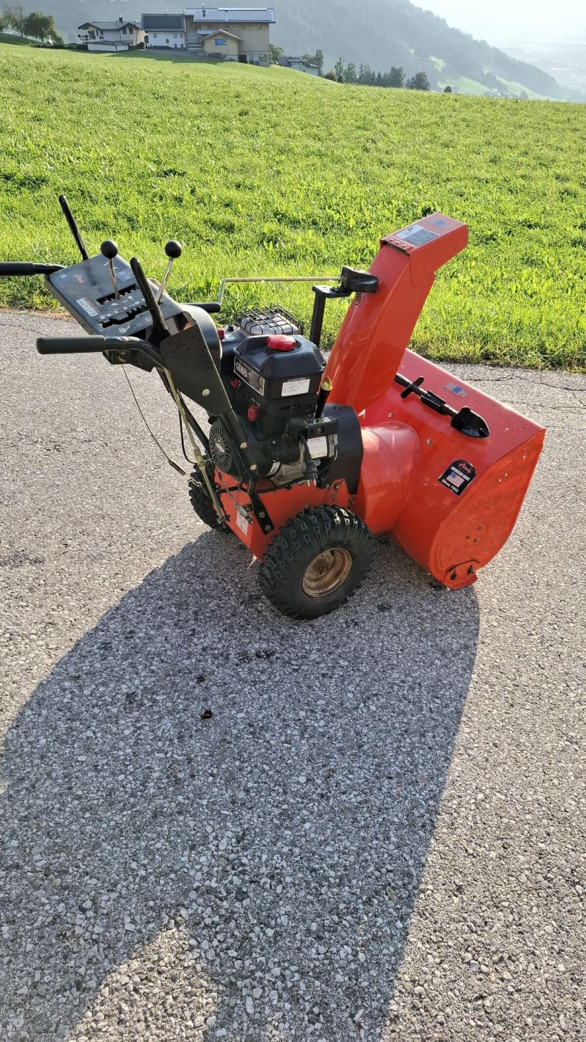 Ariens Deluxe 27 Schneefräse 3