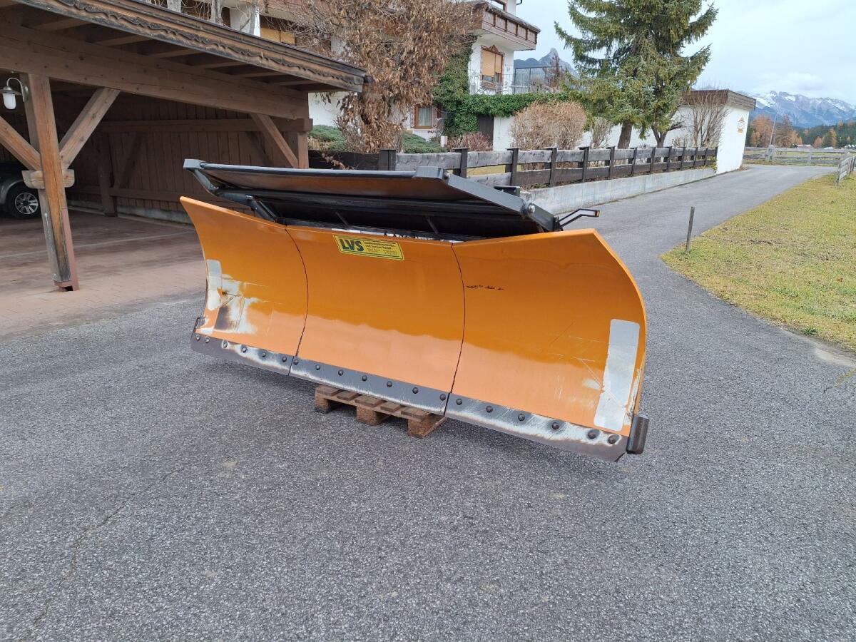 Wintec T III 320 Schneepflug 2