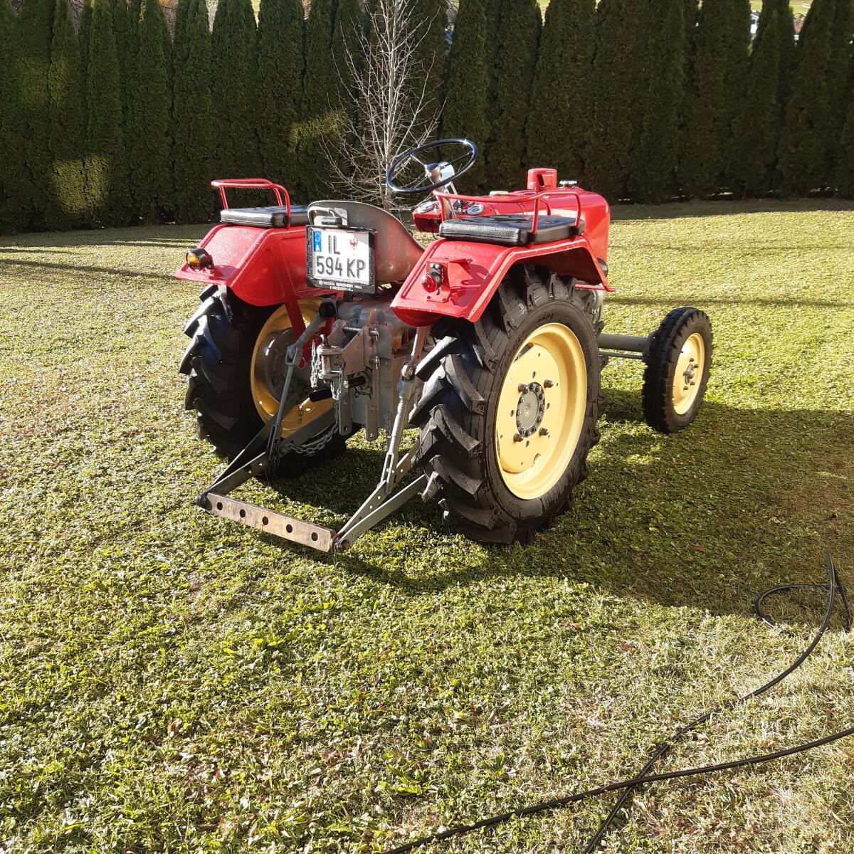 Verkaufe generalüberholten Steyr T 84 mit Wendegetriebe 2