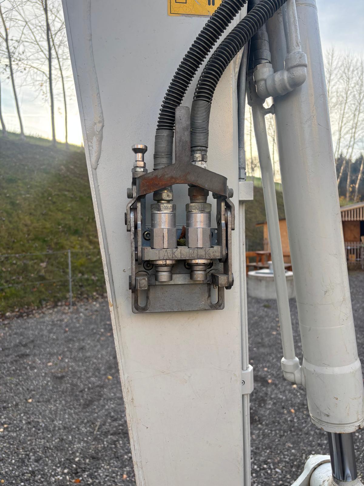 Schnellkupplung Taklock Takeuchi Bagger 1