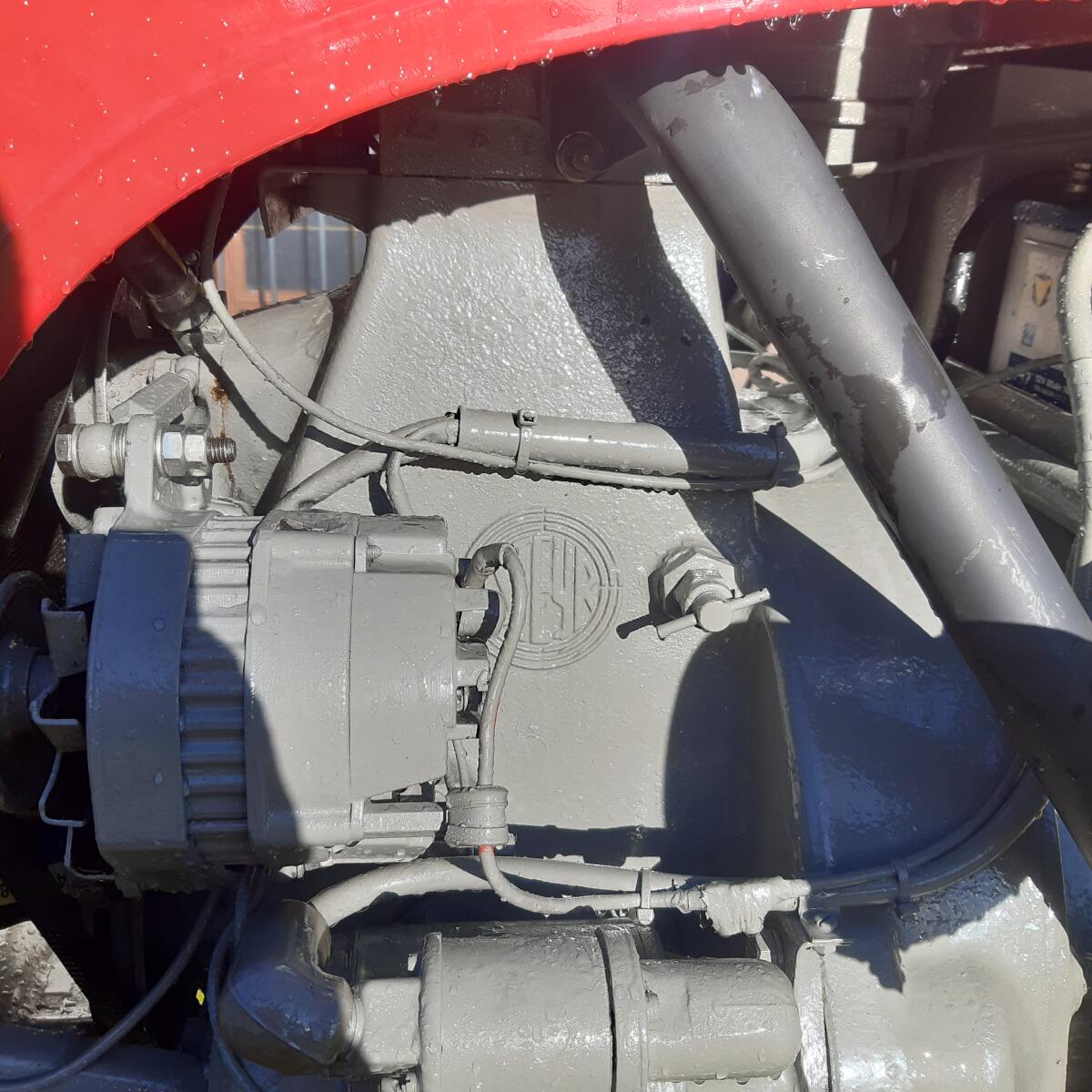 Verkaufe generalüberholten Steyr T 84 mit Wendegetriebe 3