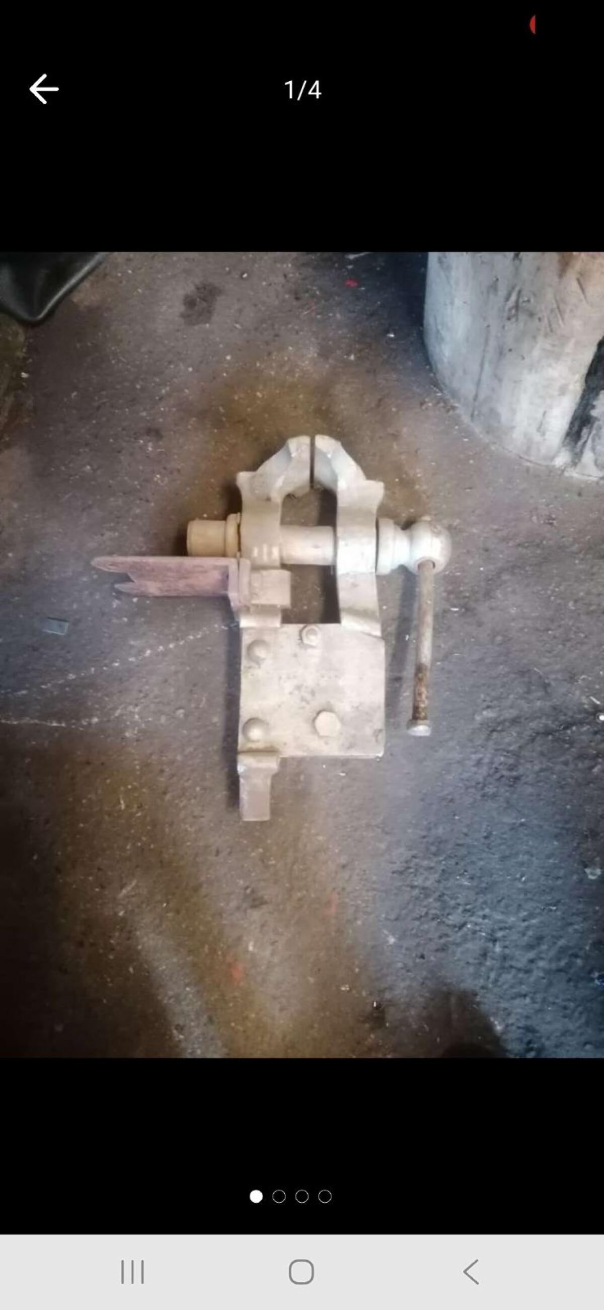 Schmiedeschraubstock 2