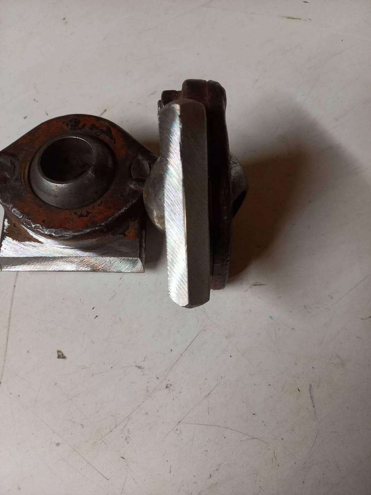 Anschweiß-Kugeln Unterlenker gebraucht 3