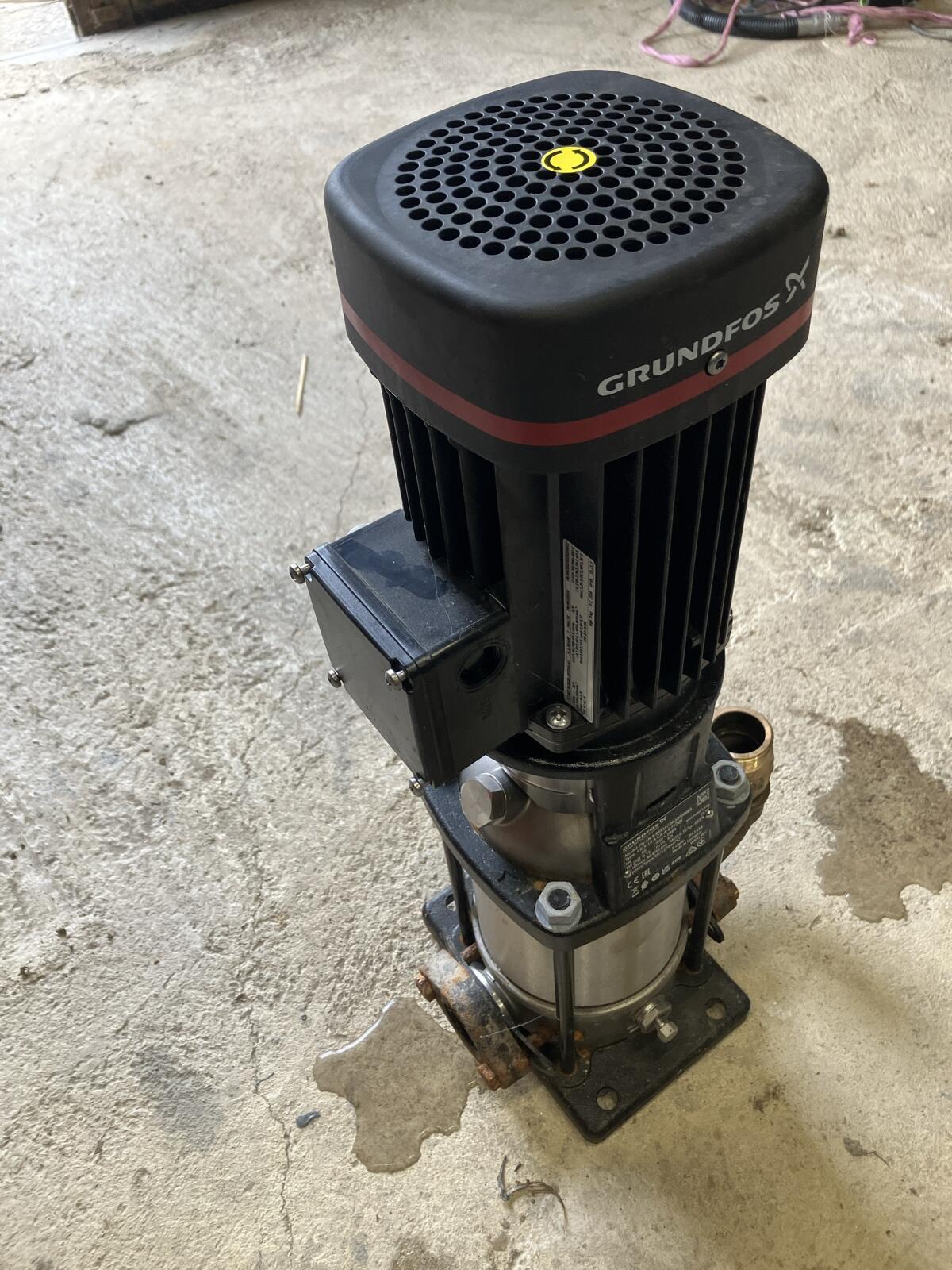 Wasserpumpe Grundfos 2