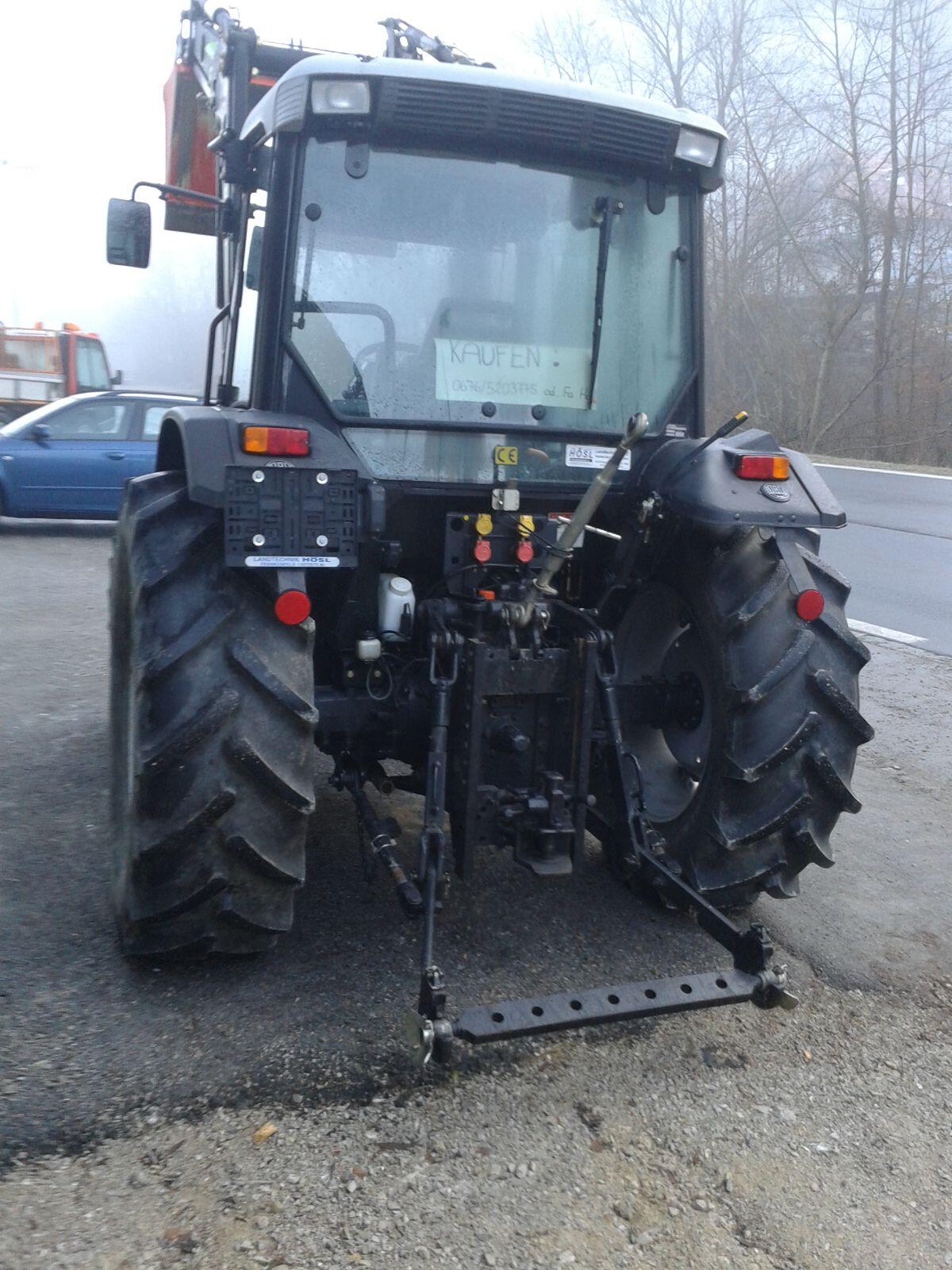 Traktor Hürlimann XA66 mit Hydrac Frontlader 3