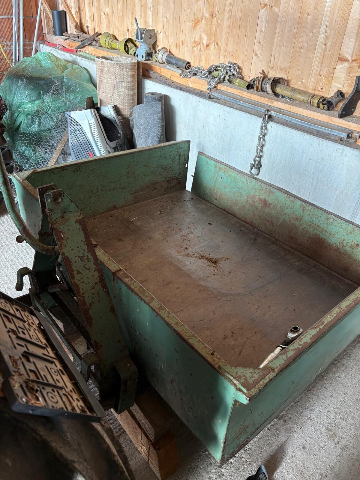 Kippmulde 160x125x40 2