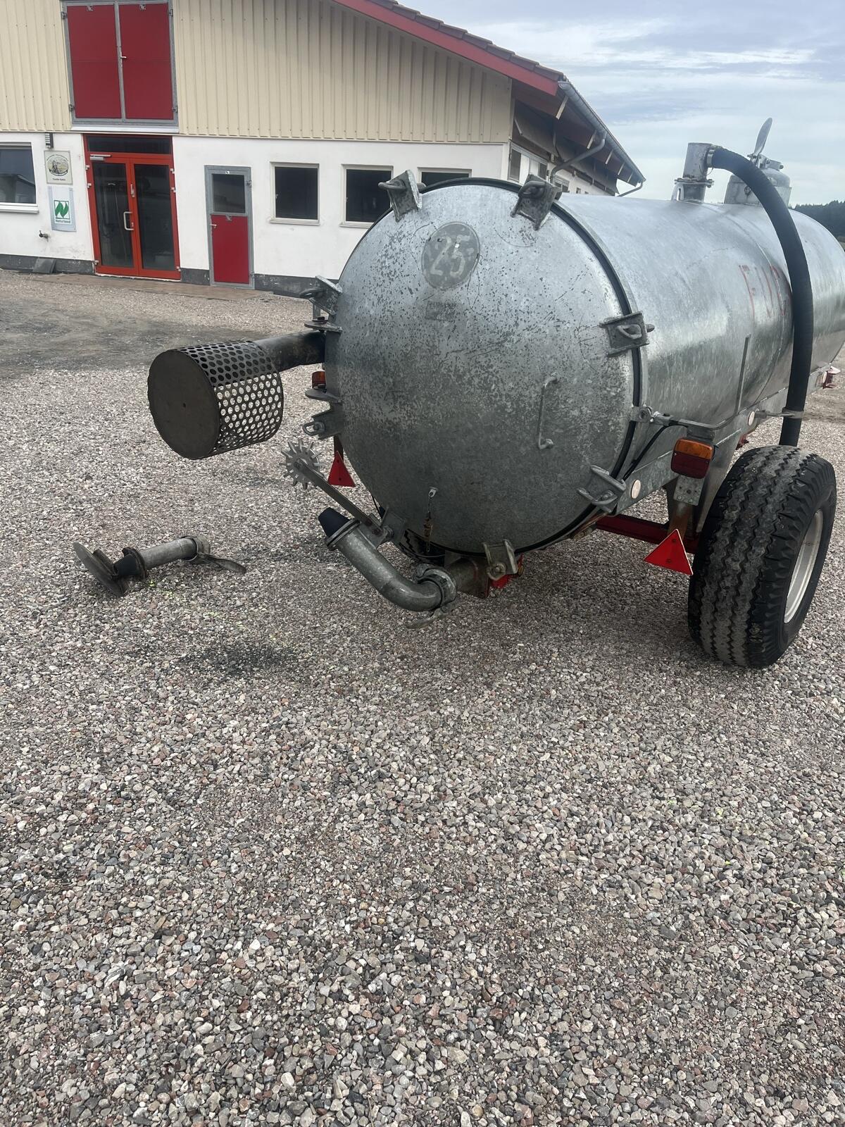 Fuchs 3.000 l Güllefass Pumpfass Streumix Zuhammer Wasserfass 3