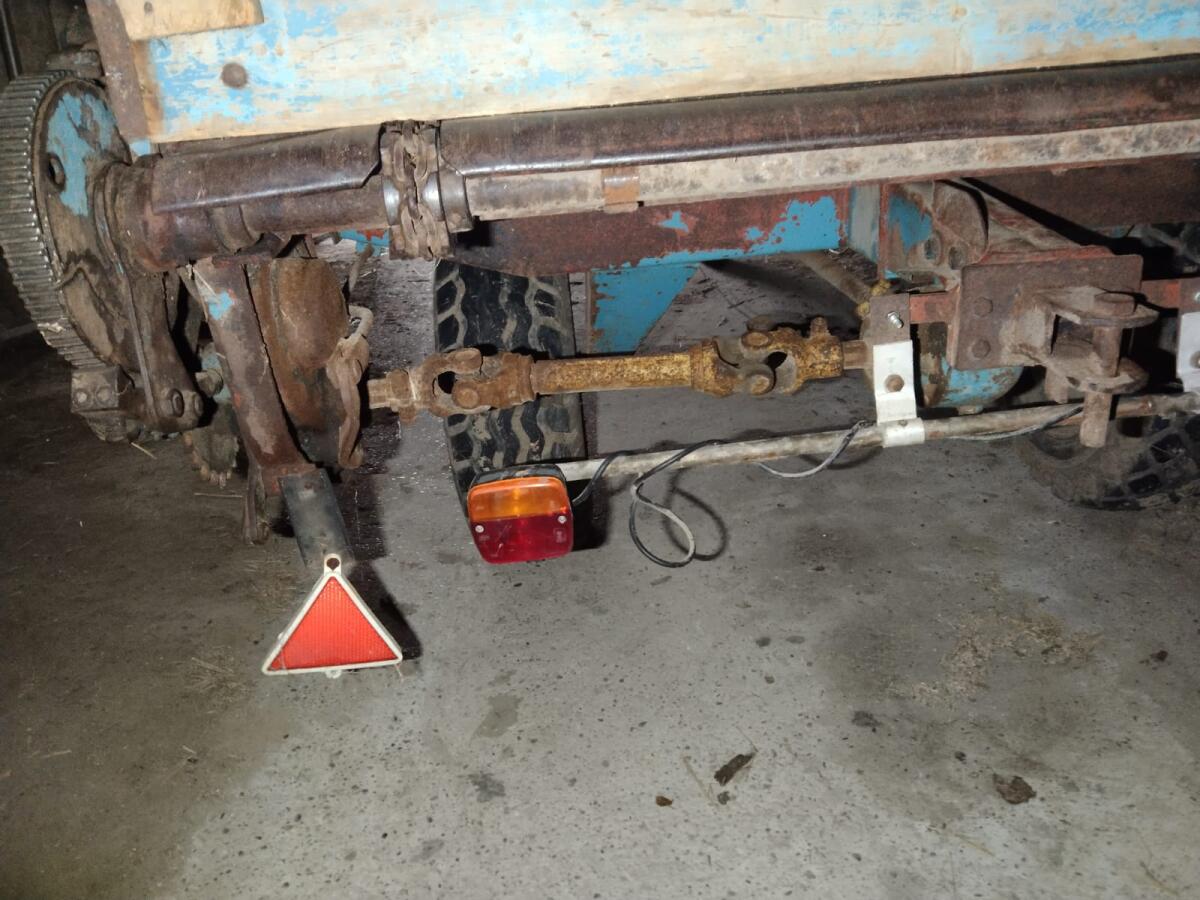 Mengele ES 32 Miststreuer 2