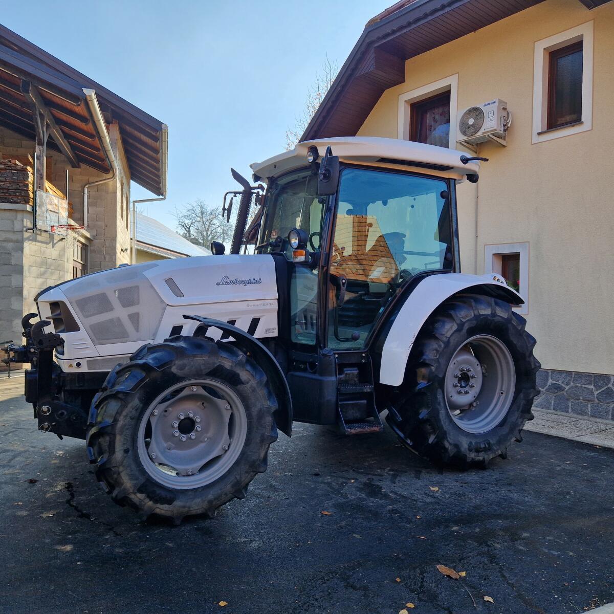 Lamborghini Strike 115.4 T4I 2