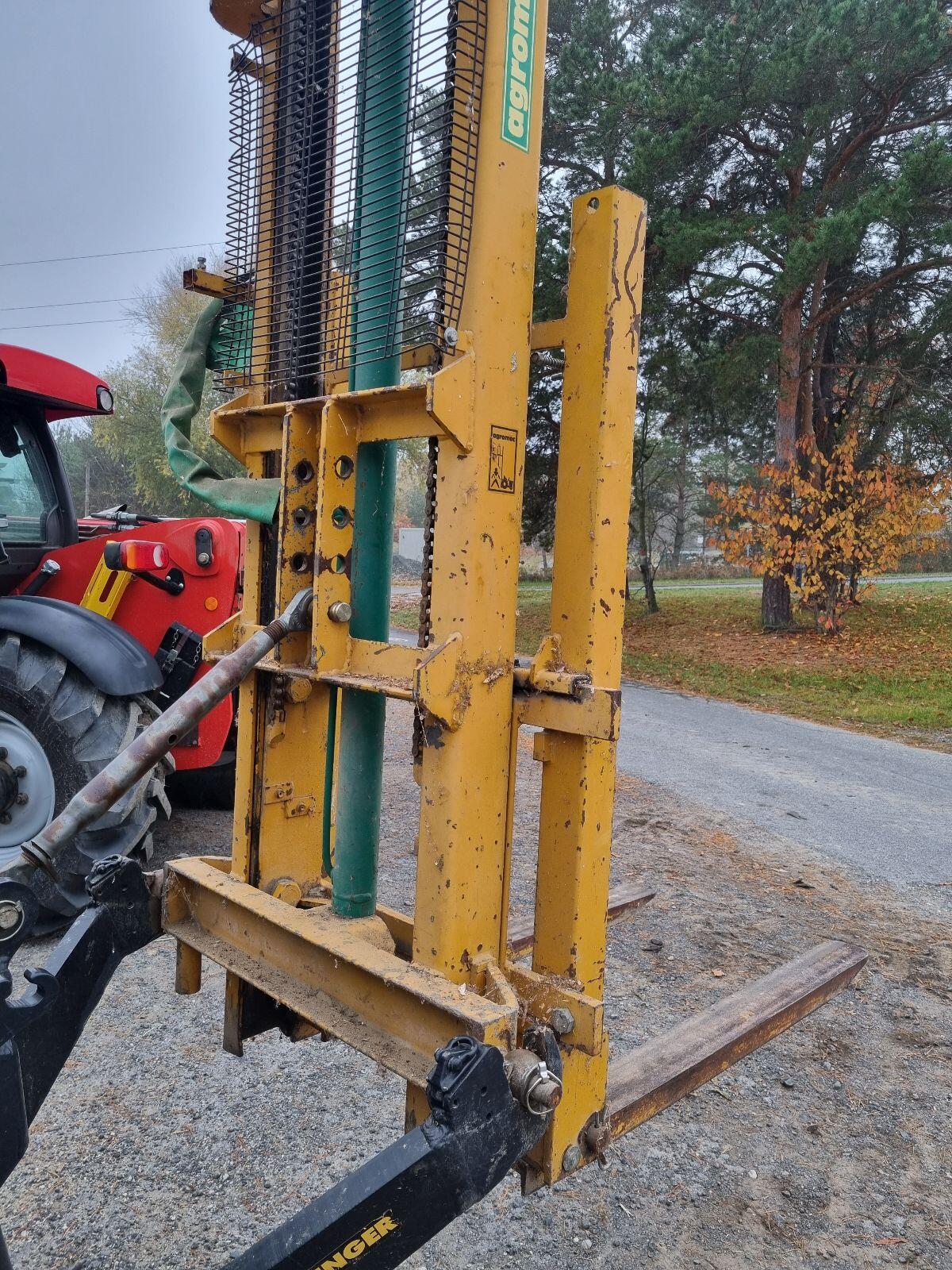 Agromec A370 Heckstapler Hubmast 3